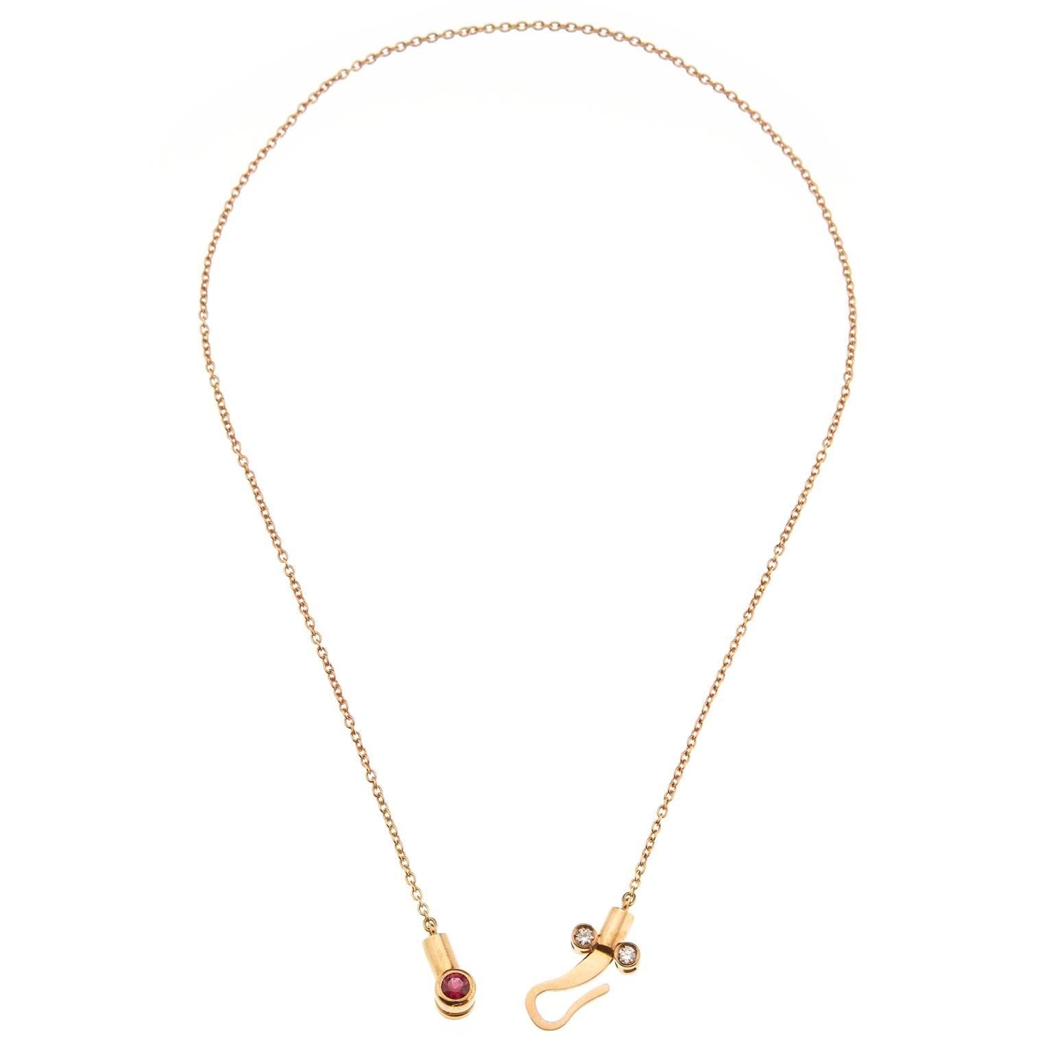 Taille ronde Nathalie Jean, collier pendentif pendant en or avec tourmaline et diamants 0,1 carat en vente