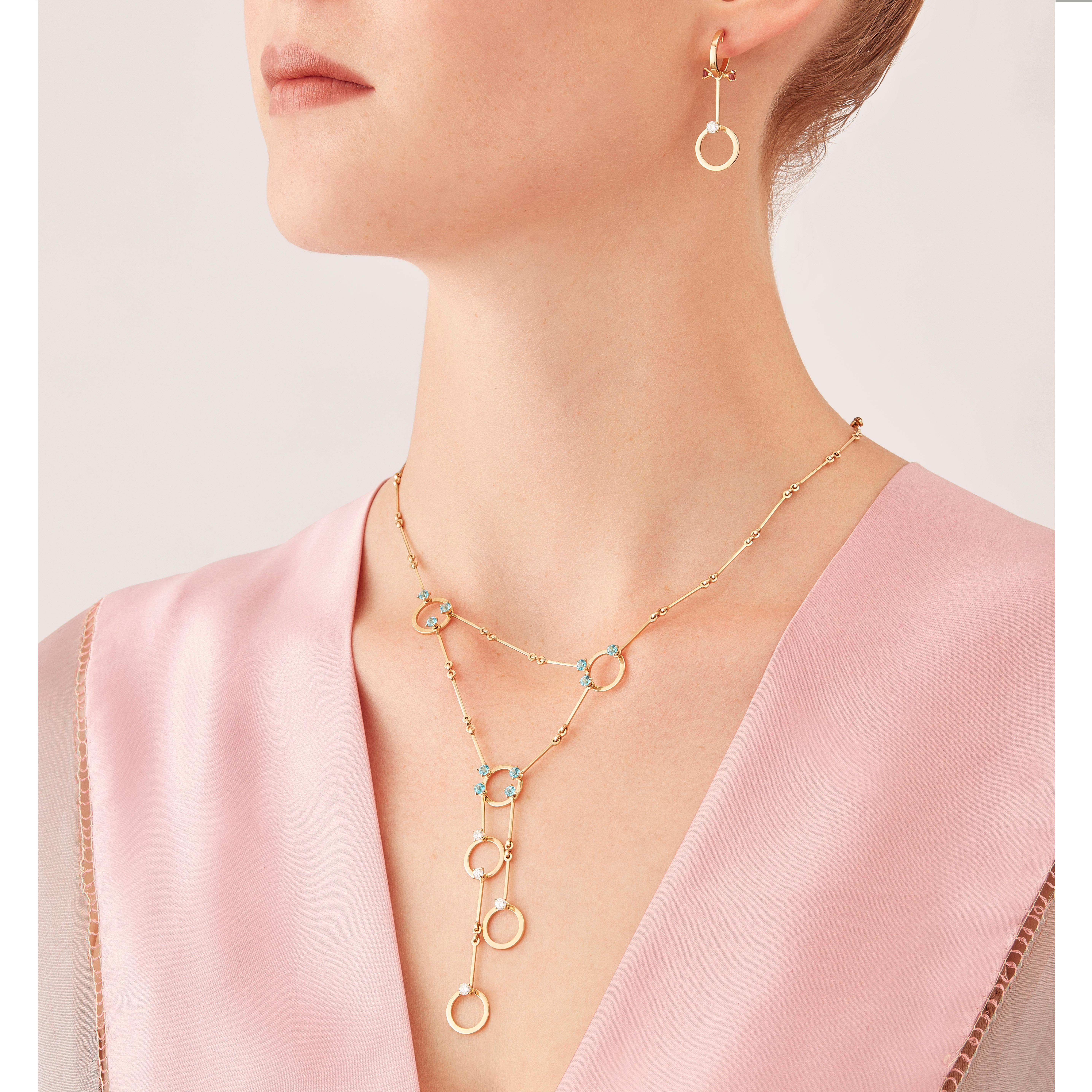 Made by hand in the Milanese atelier of Nathalie Jean, the limited edition Hoi An necklace is a graceful composition of articulated rings and bars in rosé gold, a warm, sophisticated color close to yellow gold. Miniature articulations are cleverly