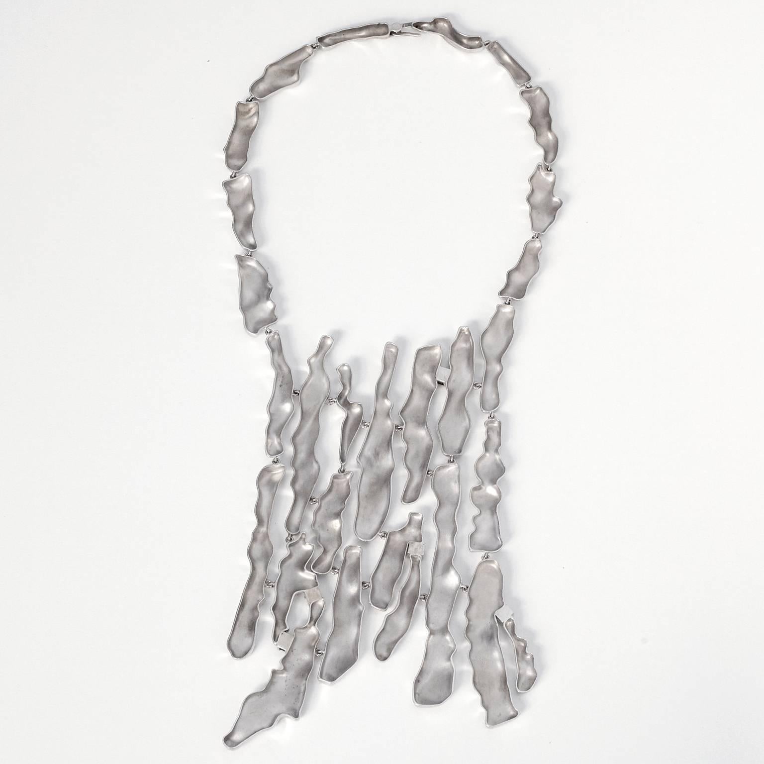 Nathalie Jean Turmalin mit Baguetteschliff Rhodinierte Sterling Silber Halskette im Angebot 1
