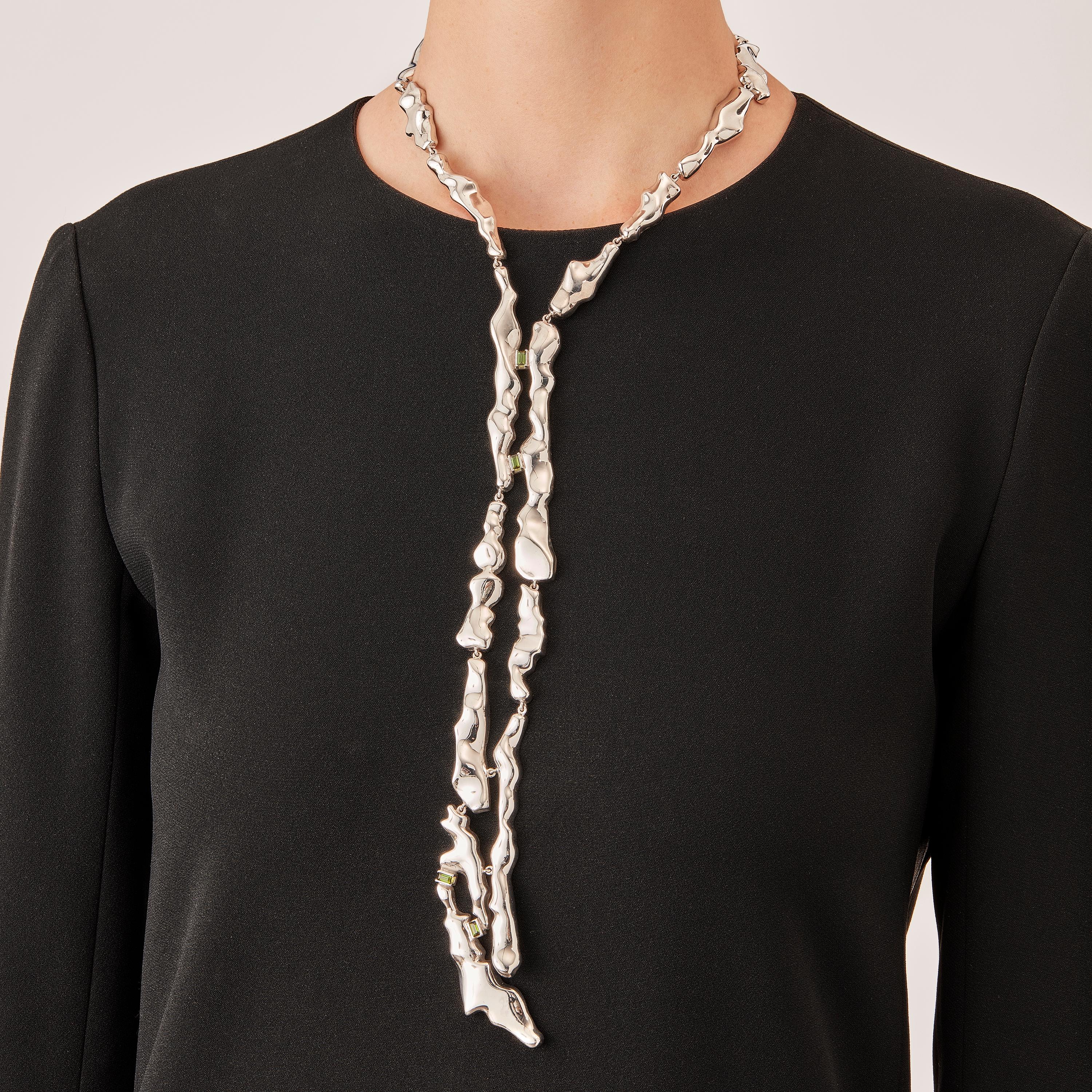 Nathalie Jean Baguette Tourmaline Rhodium Plated Sterling Silver Drop Necklace Contemporáneo en venta