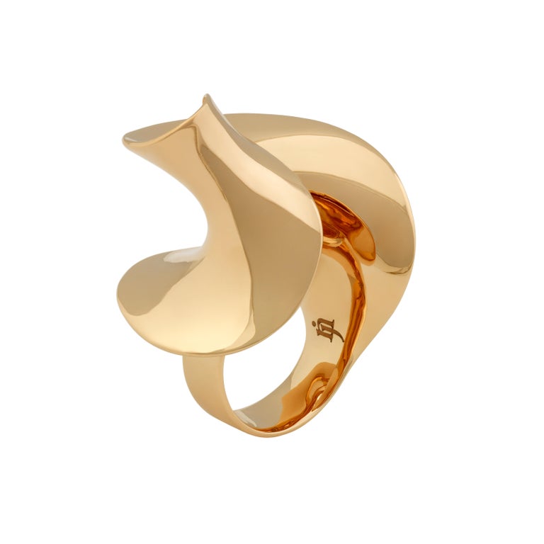 Nathalie Jean Contemporary Gold Limited Edition Sculpture Cocktail Ring In New Condition For Sale In Milan, Lombardia