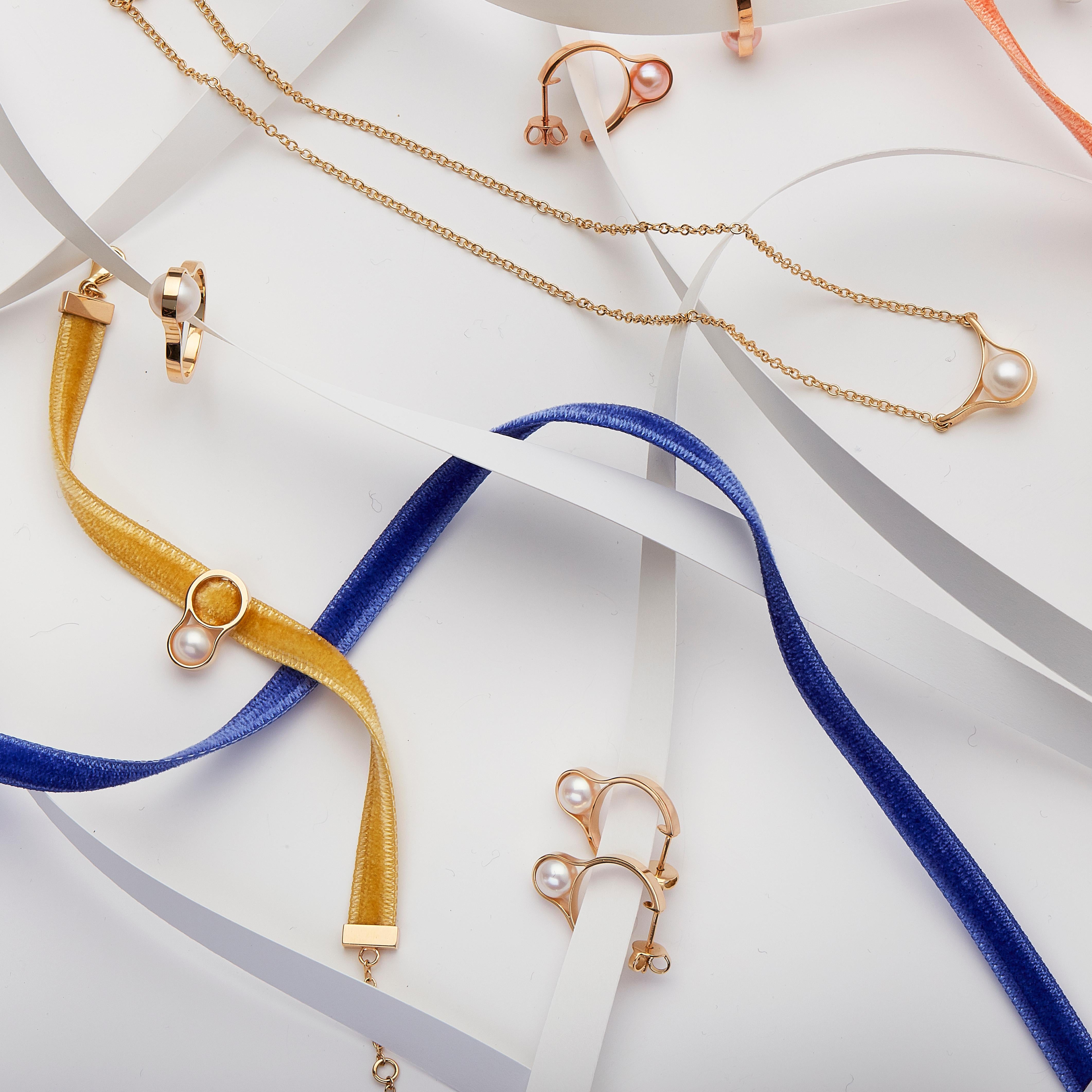 Nathalie Jean - Boucles d'oreilles contemporaines en or jaune 18 carats avec perles Unisexe en vente