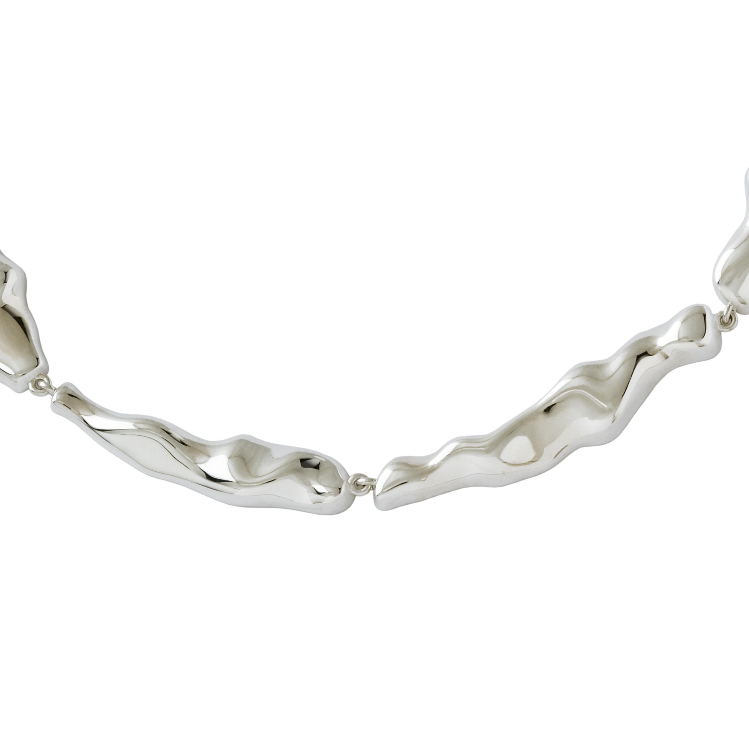 Nathalie Jean Contemporary Rhodium-Plated Sterling Silver Link Choker Necklace In New Condition For Sale In Milan, Lombardia