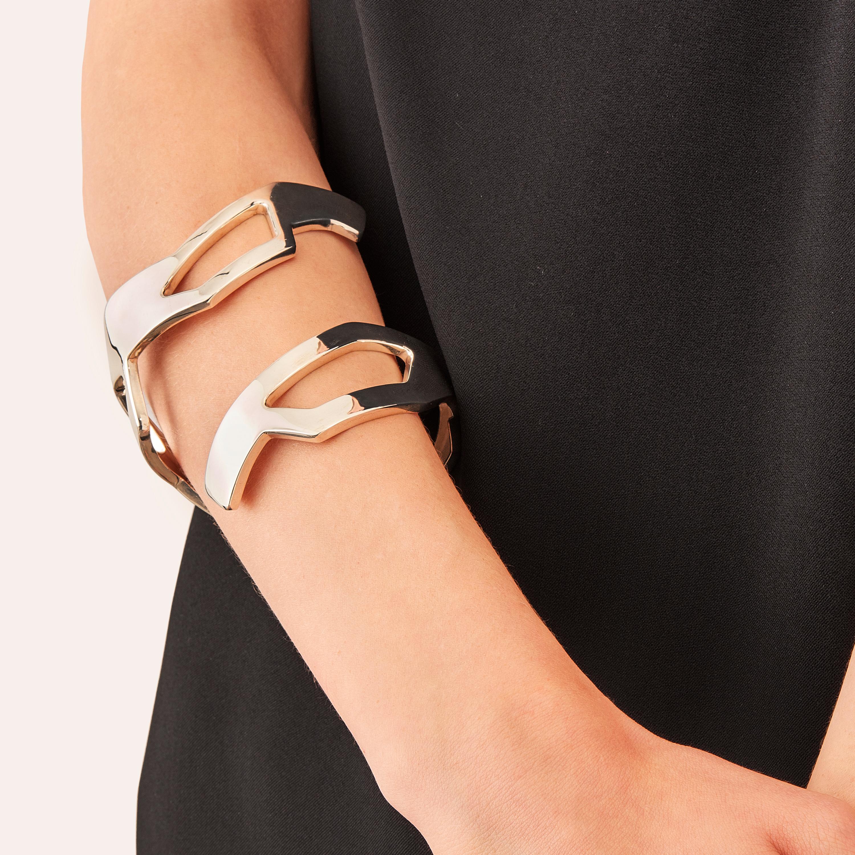 Nathalie Jean Contemporary Sterling Silver Limited Edition Cuff Bracelet In New Condition For Sale In Milan, Lombardia