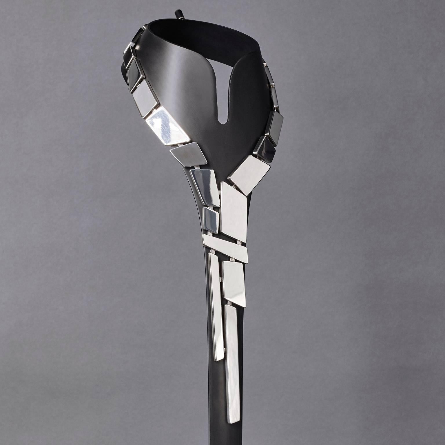 Nathalie Jean Contemporary Sterling Silber Limited Edition Tropfen Halskette für Damen oder Herren im Angebot
