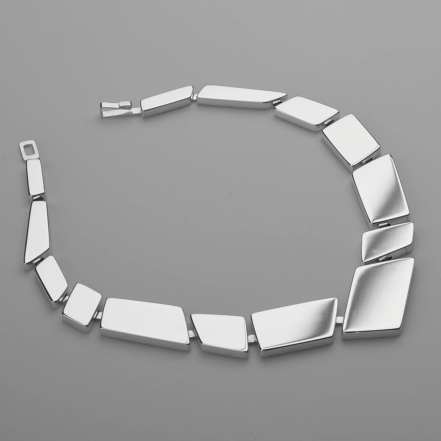 Nathalie Jean Contemporary Sterling Silver Limited Edition Link Necklace For Sale 2