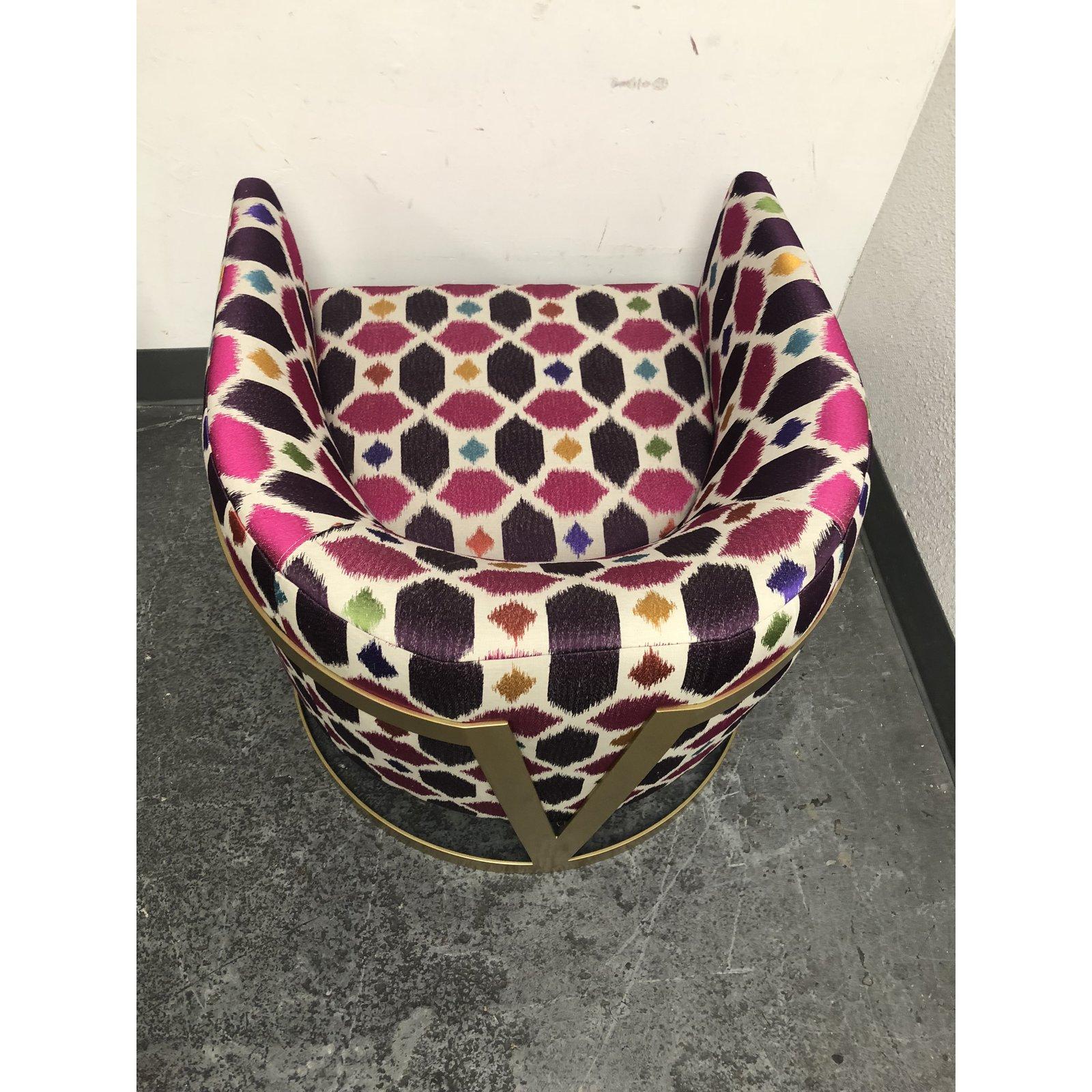 Nathan Anthony Korz Chair by Tina Nicole and Kravet Fabric (Metall) im Angebot