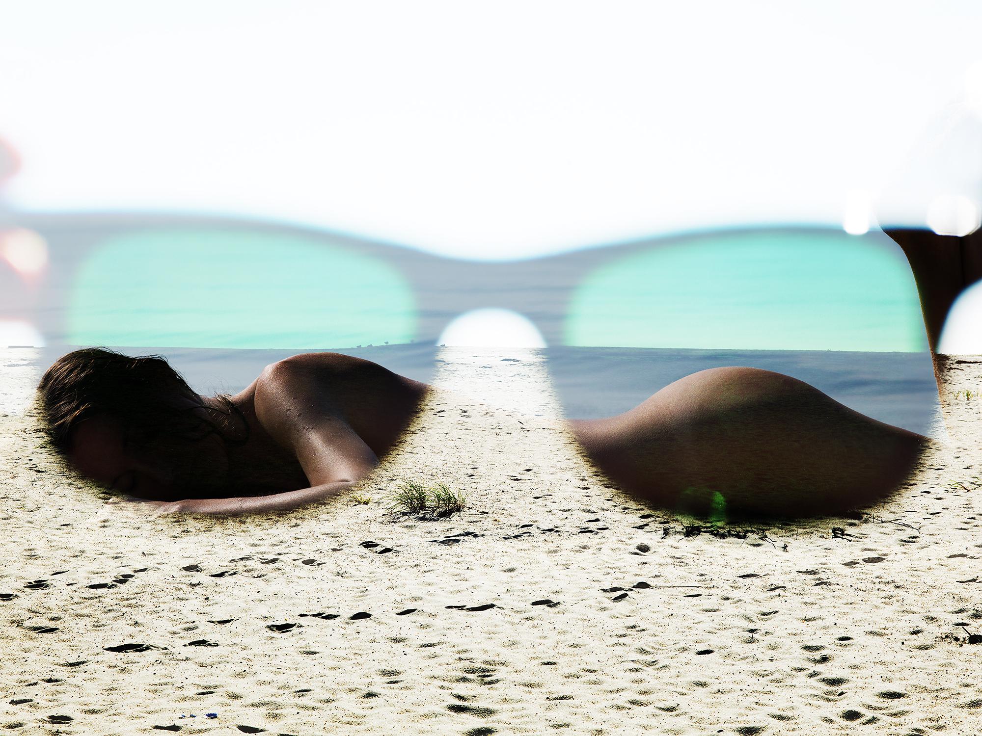 Color Photograph Nathan Coe - Beach Bum