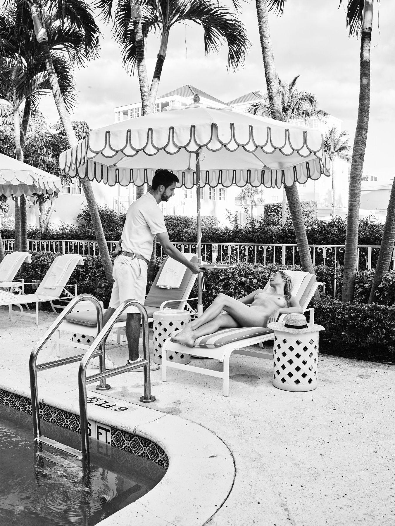 Nathan Coe Black and White Photograph - Palm Beach Siesta