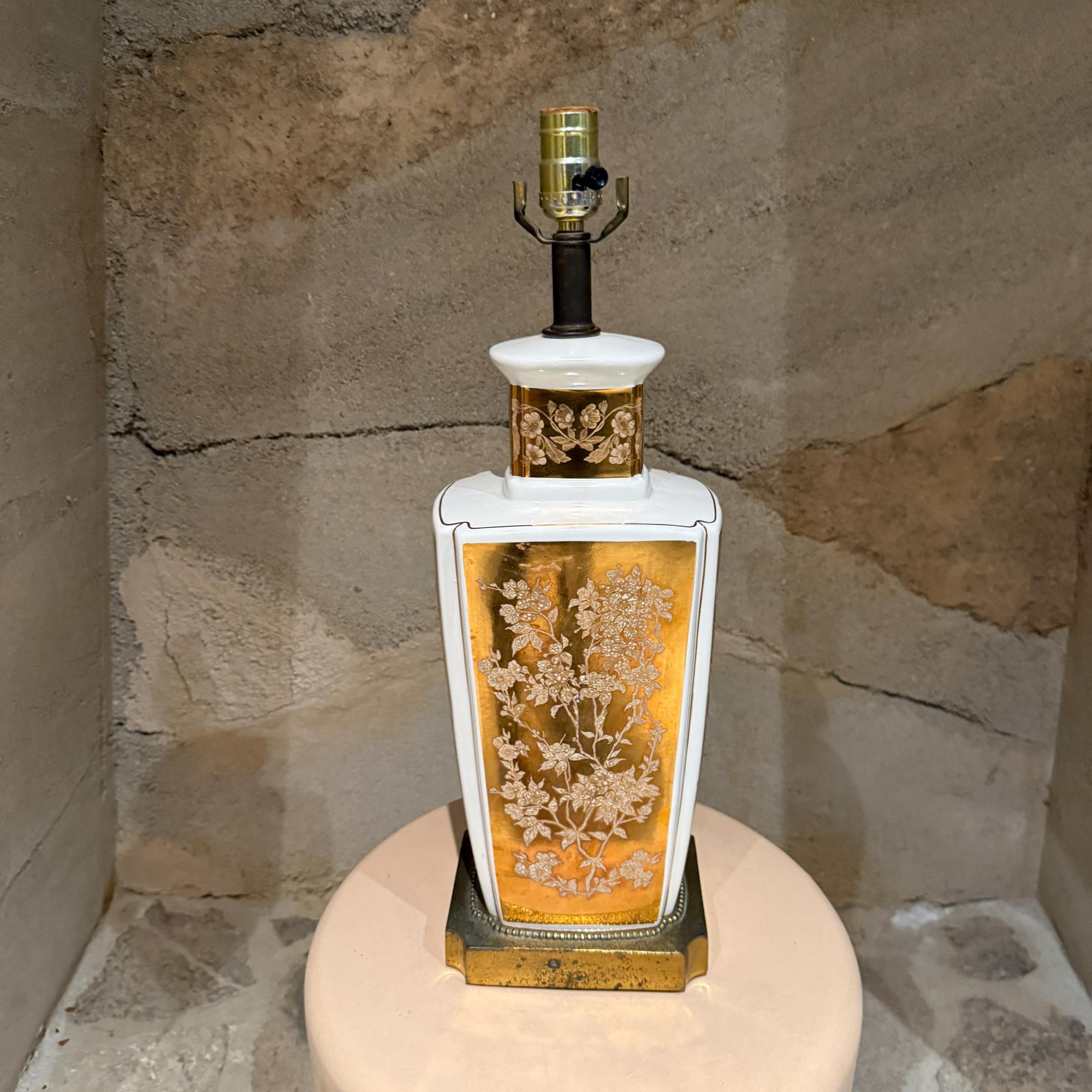 Mid-Century Modern Nathan Lagin Table Lamp Ceramic Neoclassical Revival For Sale