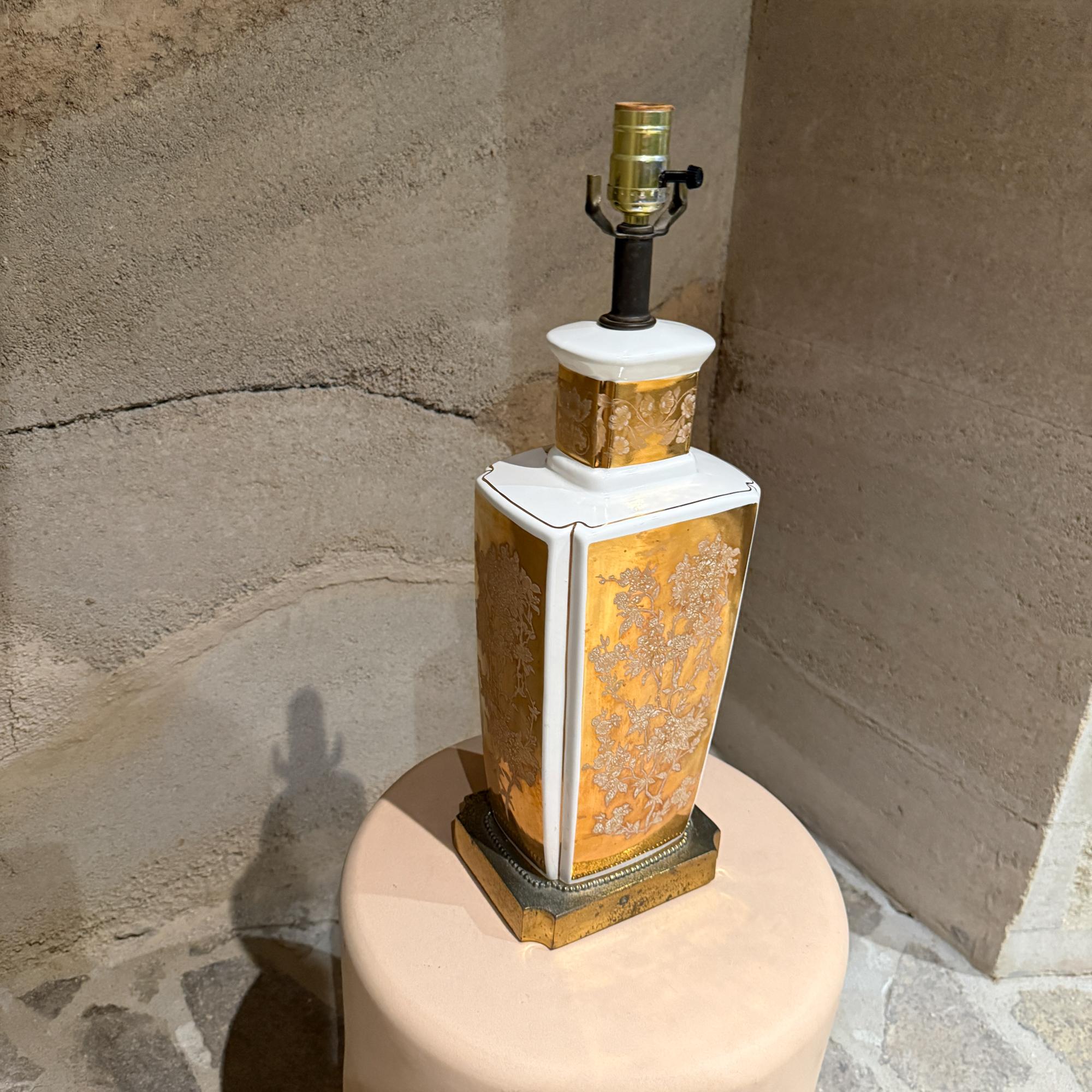 American Nathan Lagin Table Lamp Ceramic Neoclassical Revival For Sale