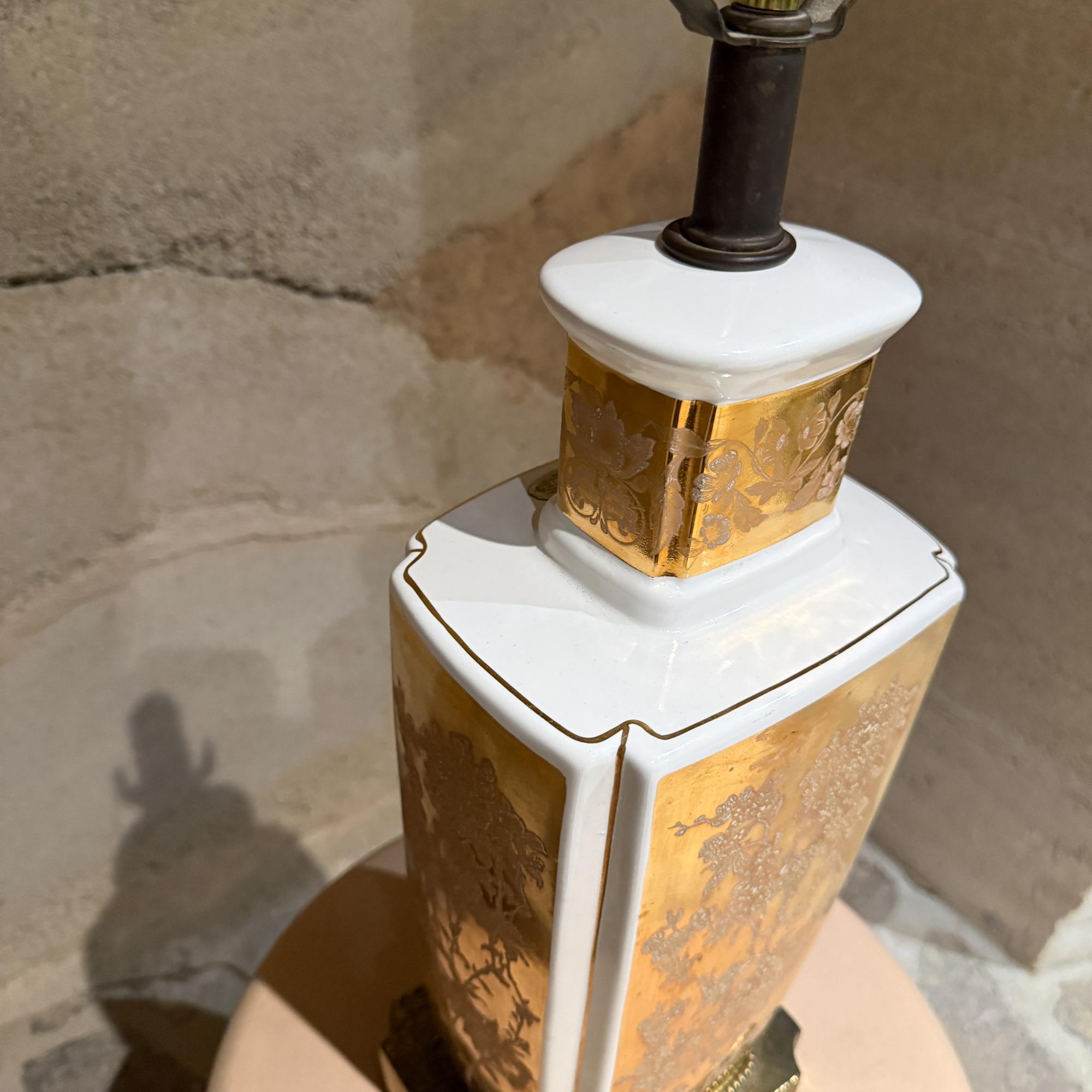Nathan Lagin Table Lamp Ceramic Neoclassical Revival In Good Condition For Sale In Chula Vista, CA