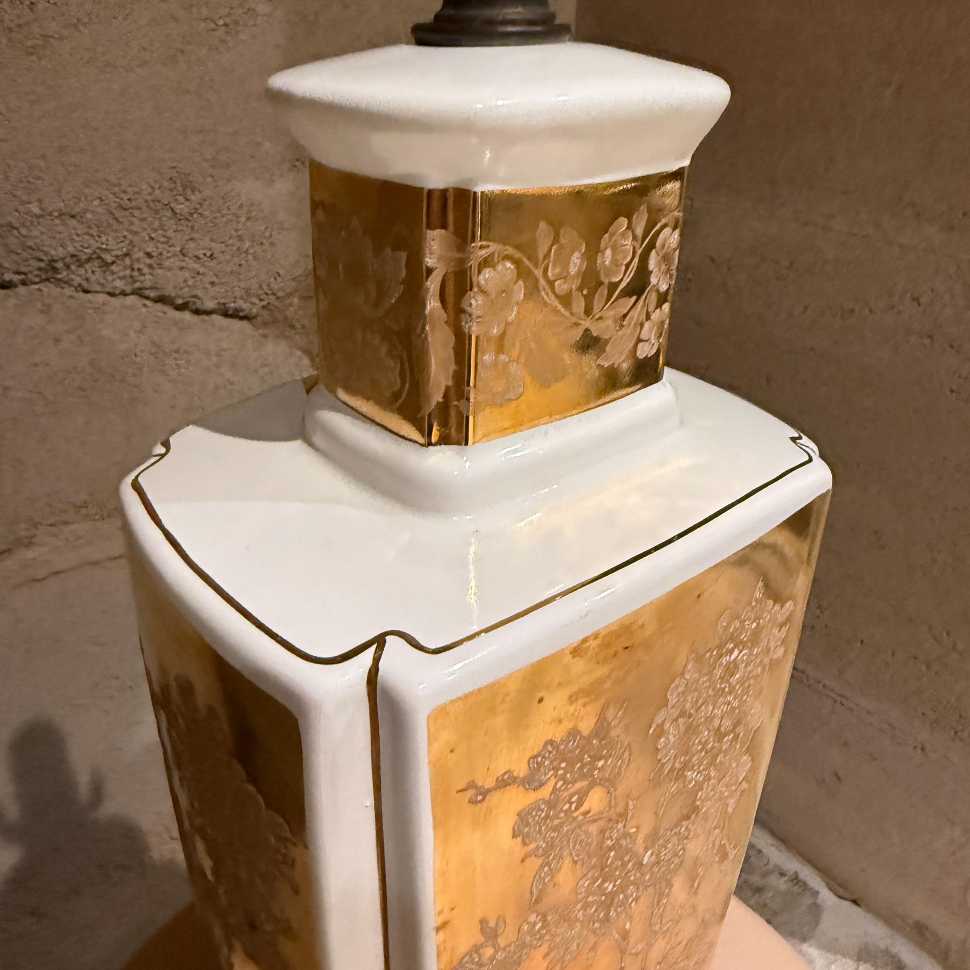 Mid-20th Century Nathan Lagin Table Lamp Ceramic Neoclassical Revival For Sale