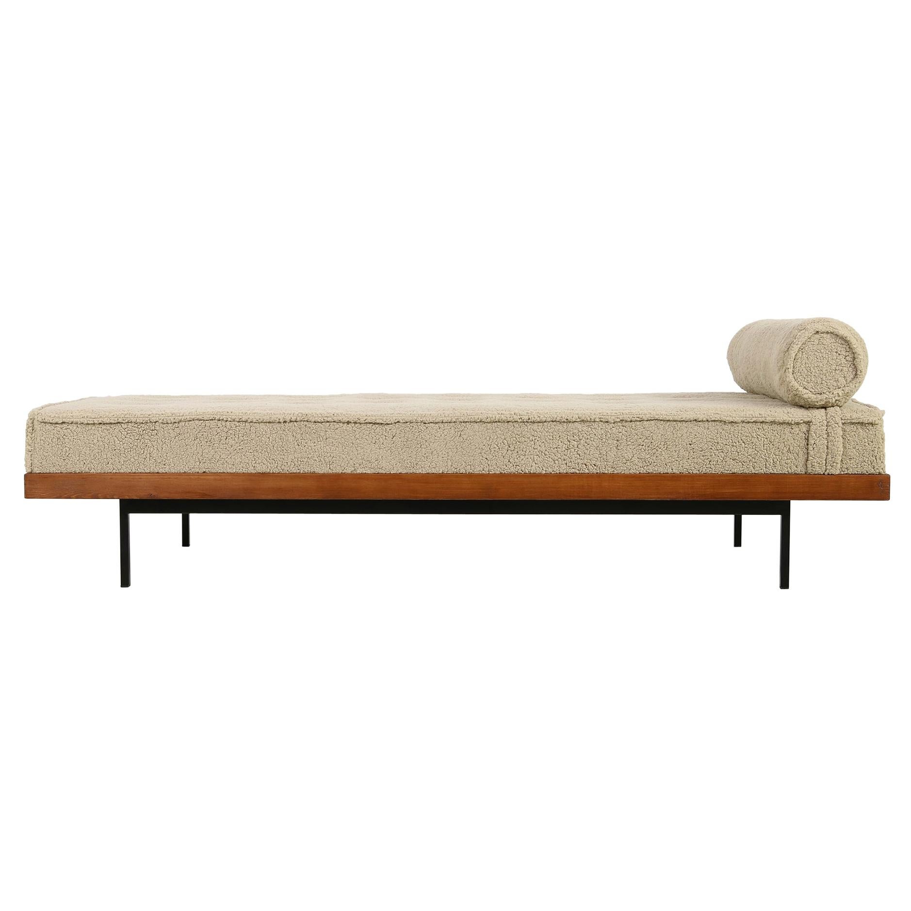 Nathan Lindberg Daybed Mod. 31 Larch Wood, Teak, Tufted, Teddy Fur and Leather