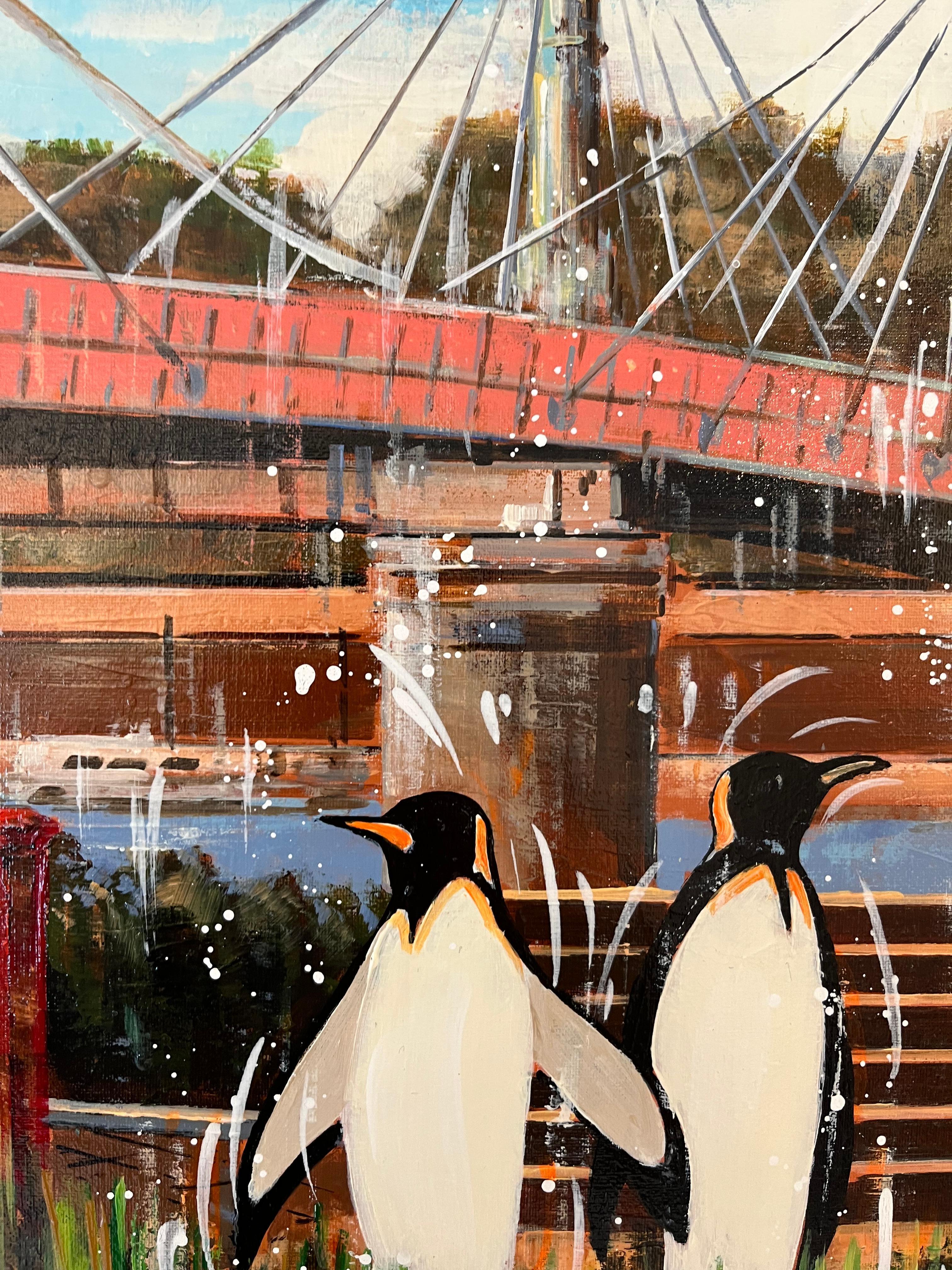 Emperors and Albert Bridge – surrealistisches Ölgemälde von Tieren aus der Tierwelt, Ölgemälde der modernen Kunst (Grau), Interior Painting, von Nathan Neven