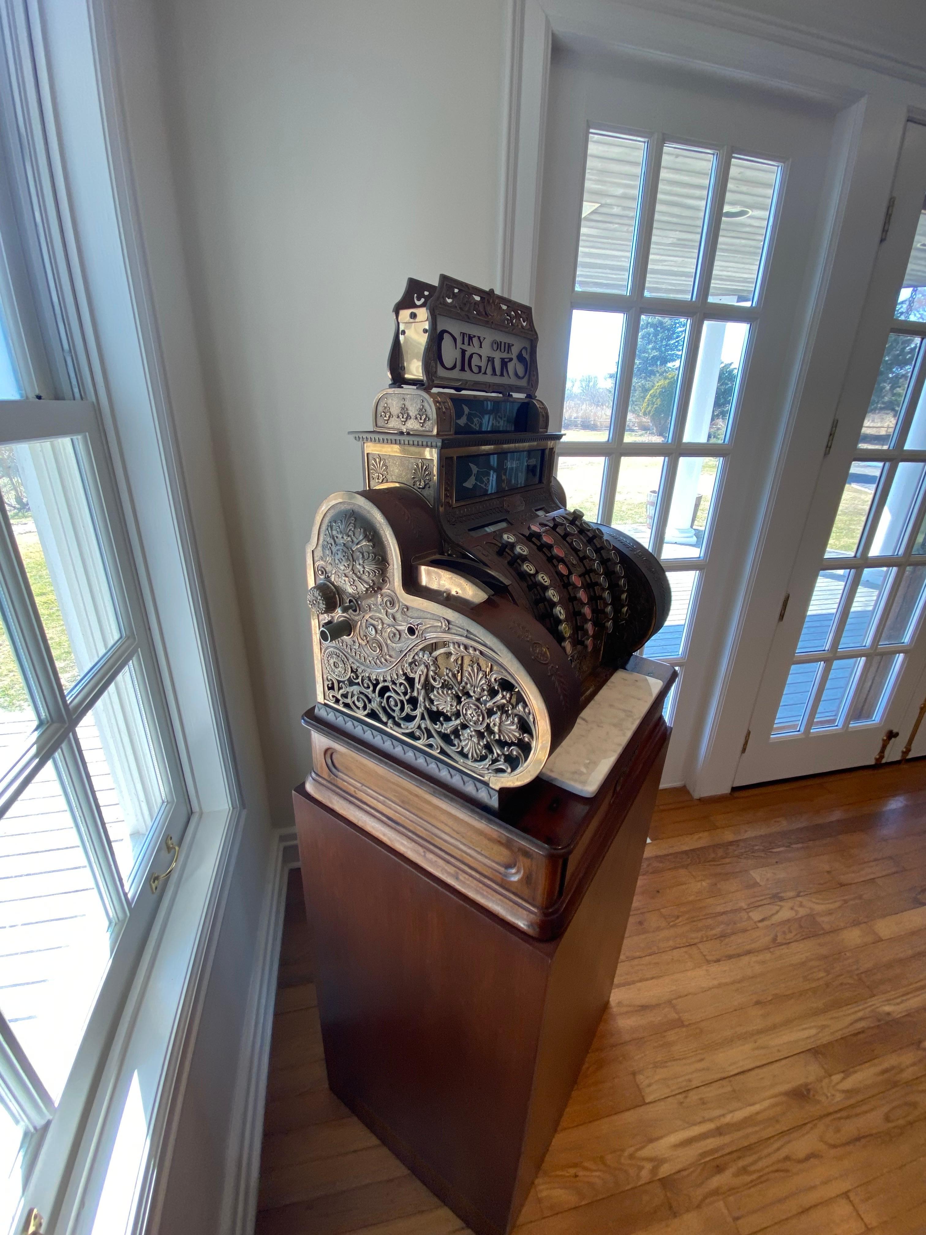National Cash Register Co. Brass Cash Register, Model 442, Early 1900s on Plinth In Good Condition For Sale In Southampton, NY