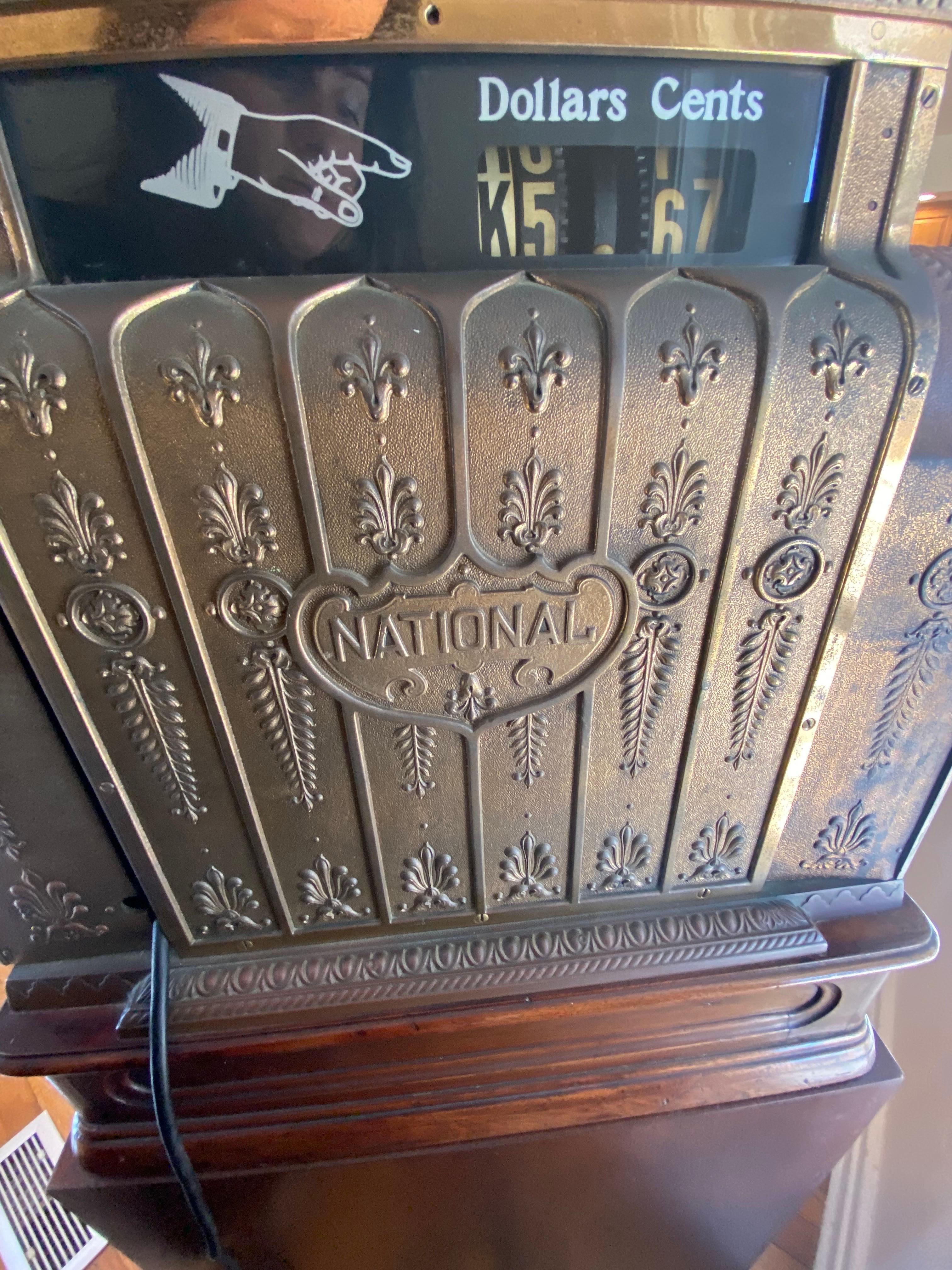 National Cash Register Co. Brass Cash Register, Model 442, Early 1900s on Plinth In Good Condition For Sale In Southampton, NY