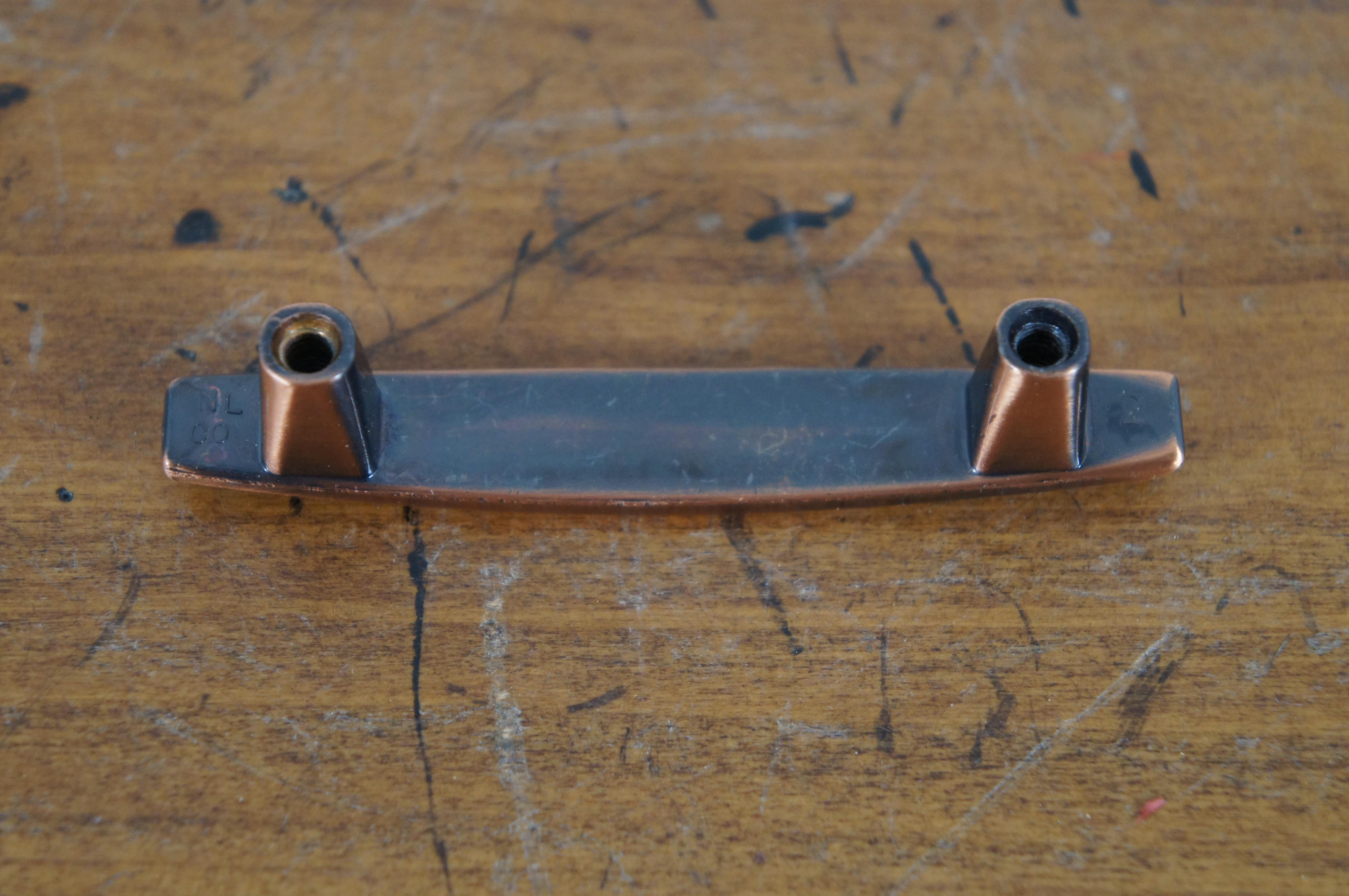 National Lock Co Medalist C634-10D Old Copper Modernist Drawer Pulls MCM In Good Condition In Dayton, OH
