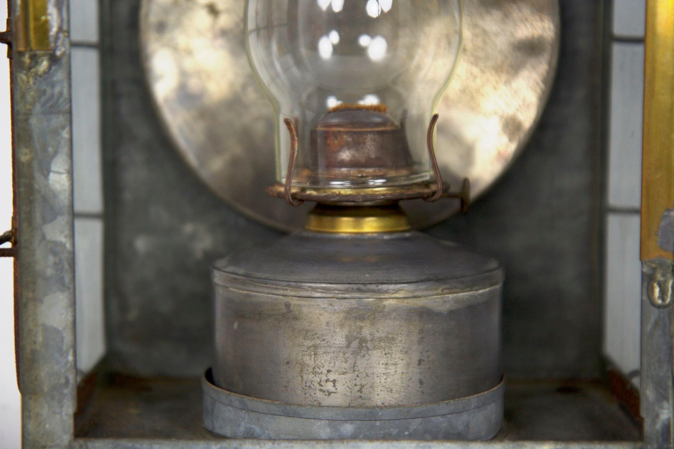 Metal National Marine Lamp Co. Bulkhead Antique Lantern Oil Lamp, New York