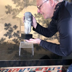 Antica scultura Kachina in pietra scolpita a mano dei Nativi Americani