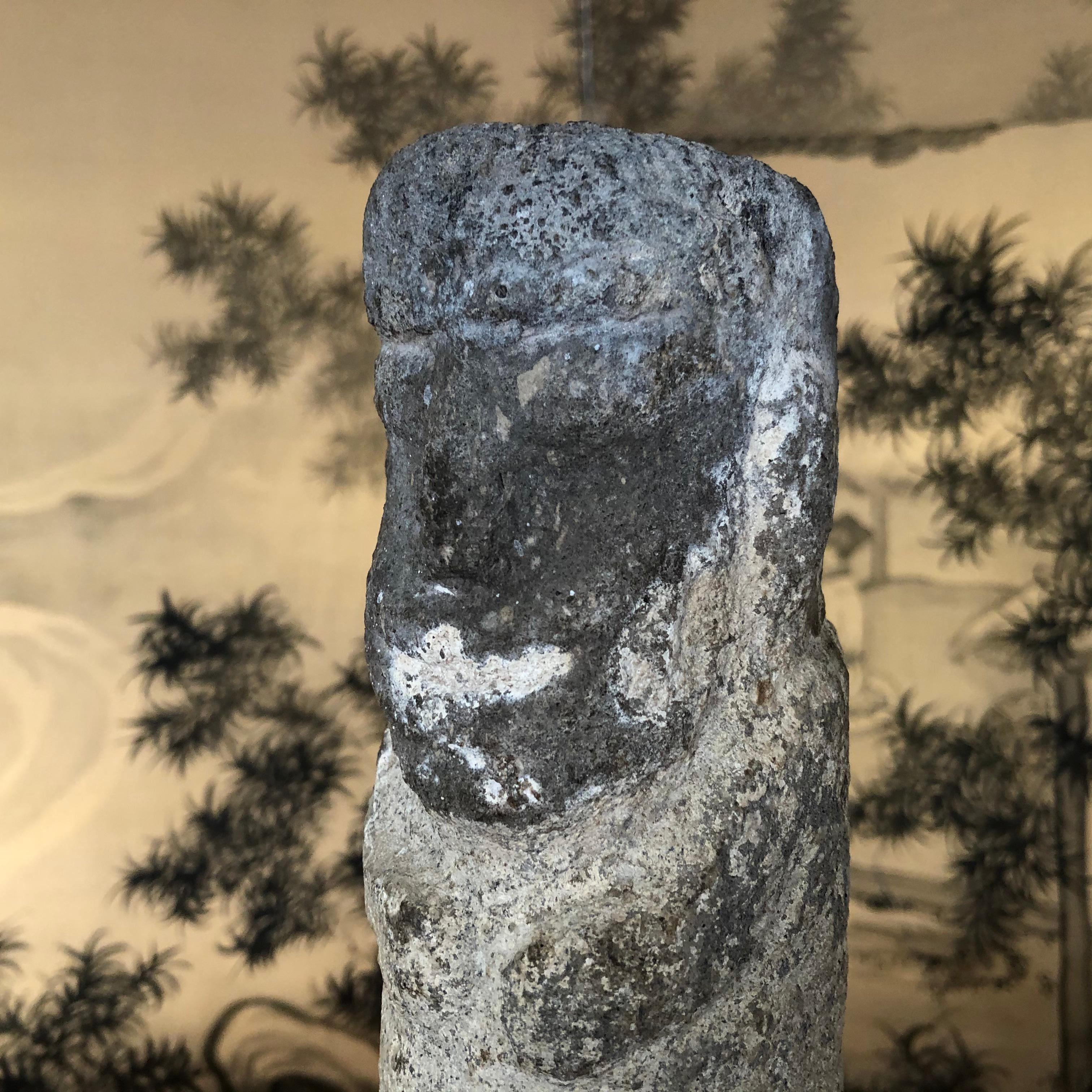 Escultura Efigie Kachina de Piedra Antigua Tallada a Mano de los Nativos Americanos Tallado a mano en venta