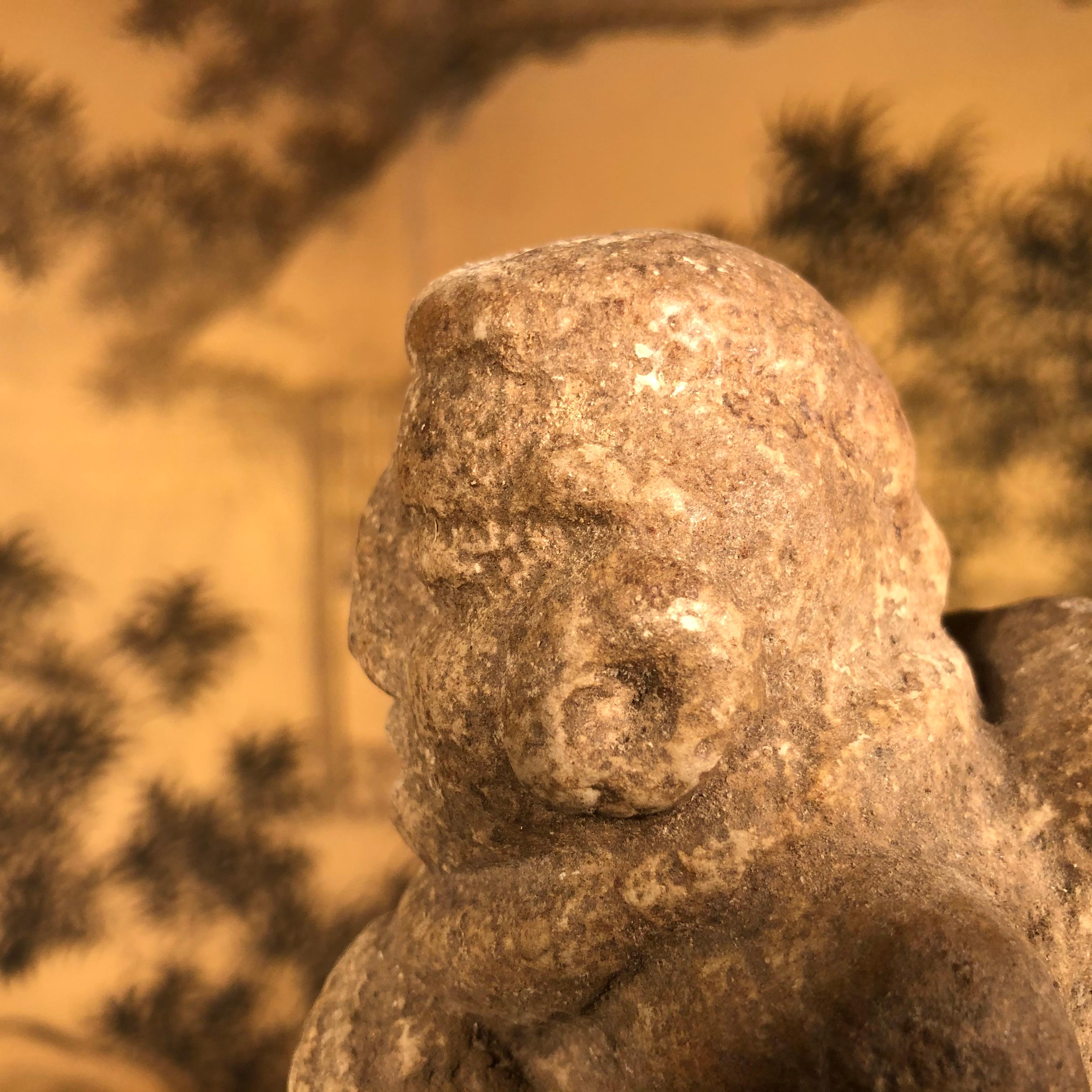 XVIIIe siècle et antérieur Ancienne sculpture de diadème en pierre sculptée à la main d'Amérique amérindienne en vente