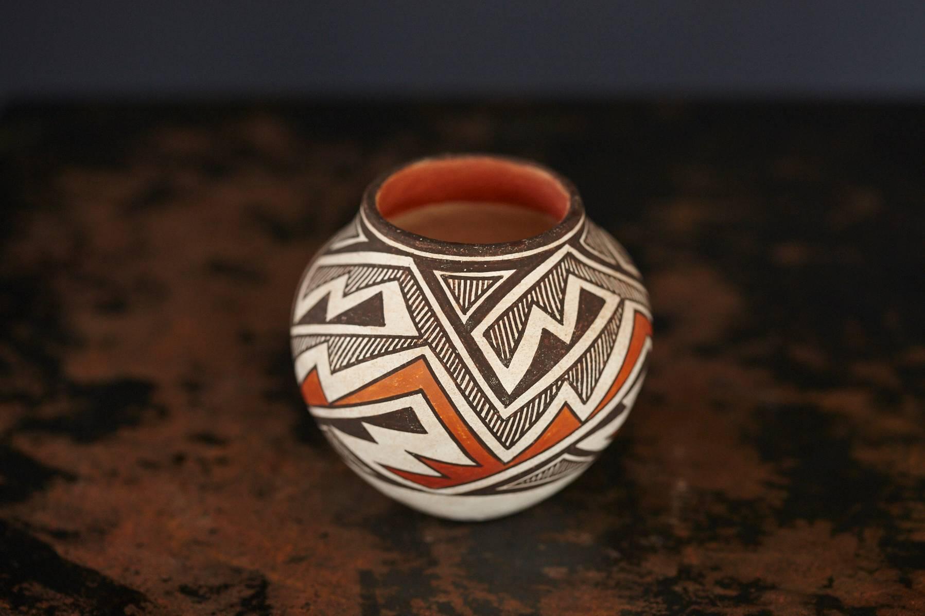 Native American Acoma Earthenware Polychromed Jar by J.G. Louis, circa 1970s 1