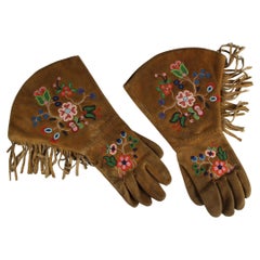 Antichi guanti di perline dei nativi americani, lavorazione indiana delle perline