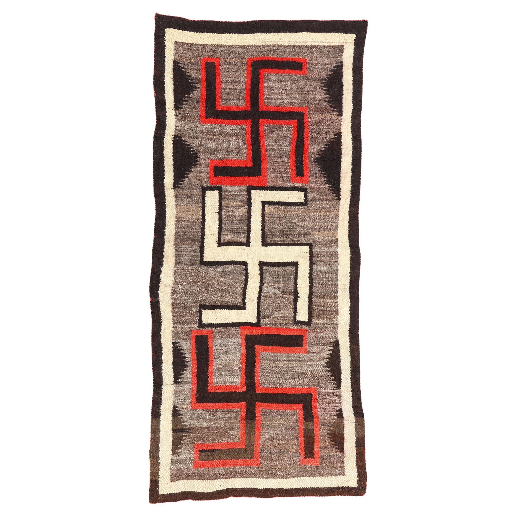 Native American Antique Crystal Whirling Log Navajo-Style Rug, 03'04 x 07'10