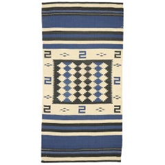 Ureinwohner antiker indischer Navajo-Kelim-Teppich:: Navajo-Satteldecke