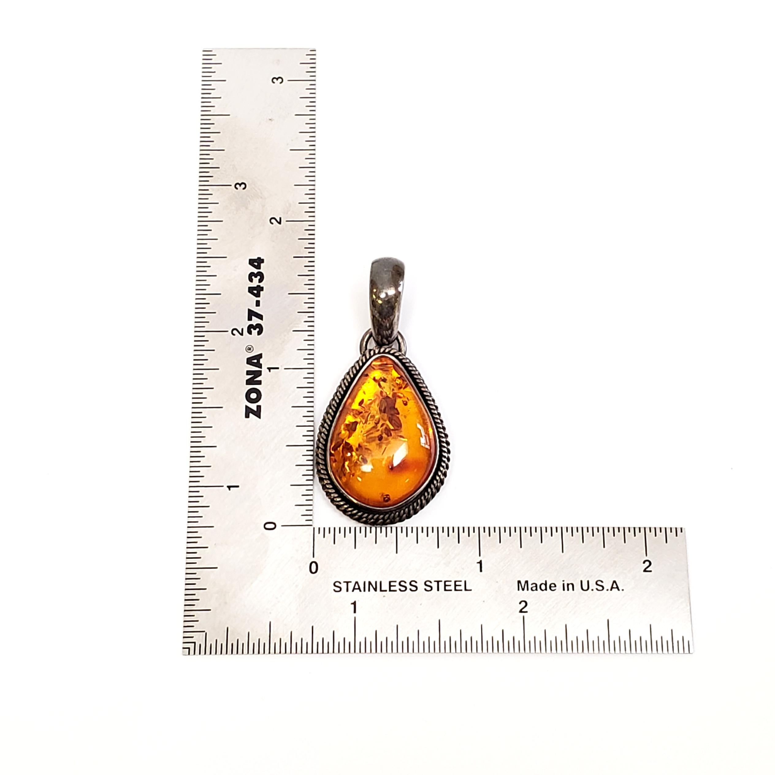 Native American Artie Yellowhorse Sterling Silver and Amber Pendant In Good Condition In Washington Depot, CT