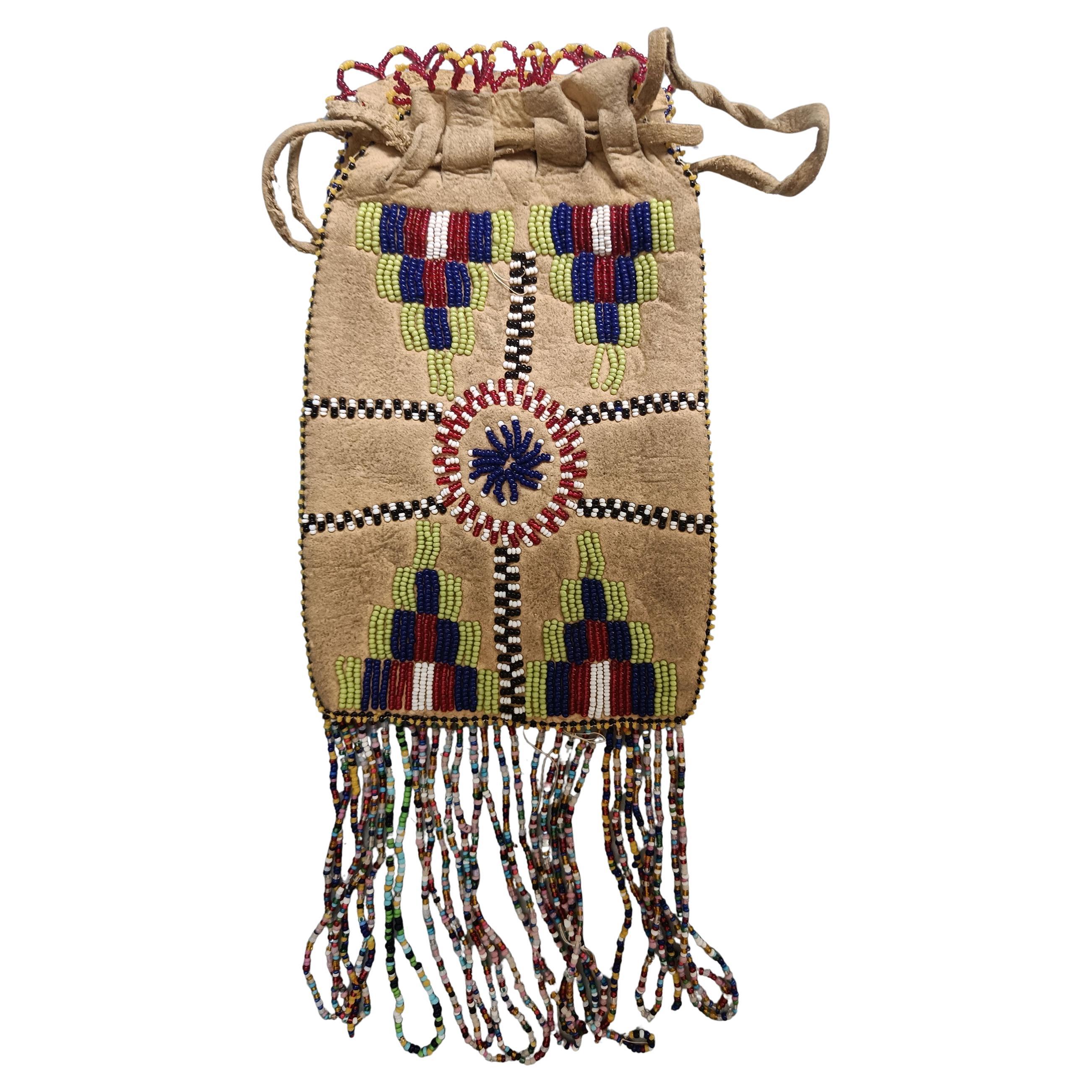 Native American Blackfoot beaded pouch Plains Early 20th Century