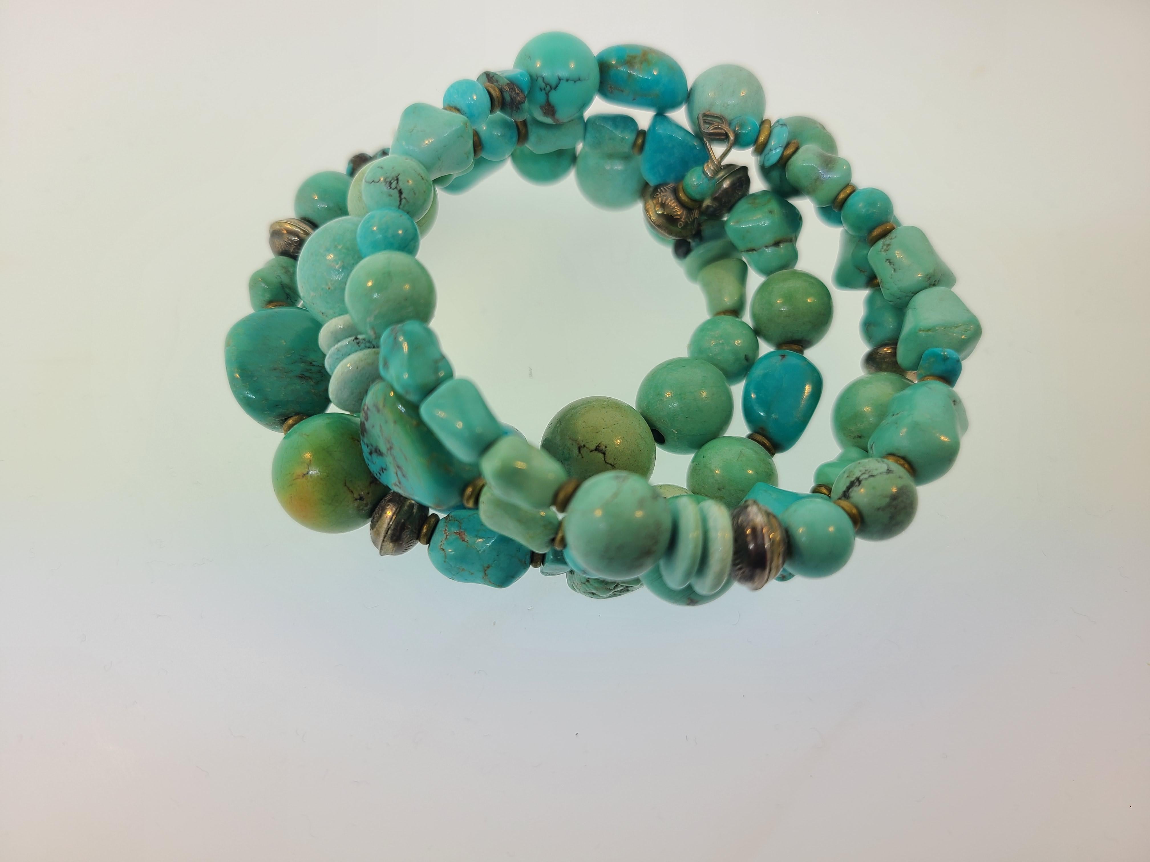 Dieses Anwesen gefunden klobigen Türkis und Sterling Silber Navajo Perlen wickeln Armband misst 2 1/2 