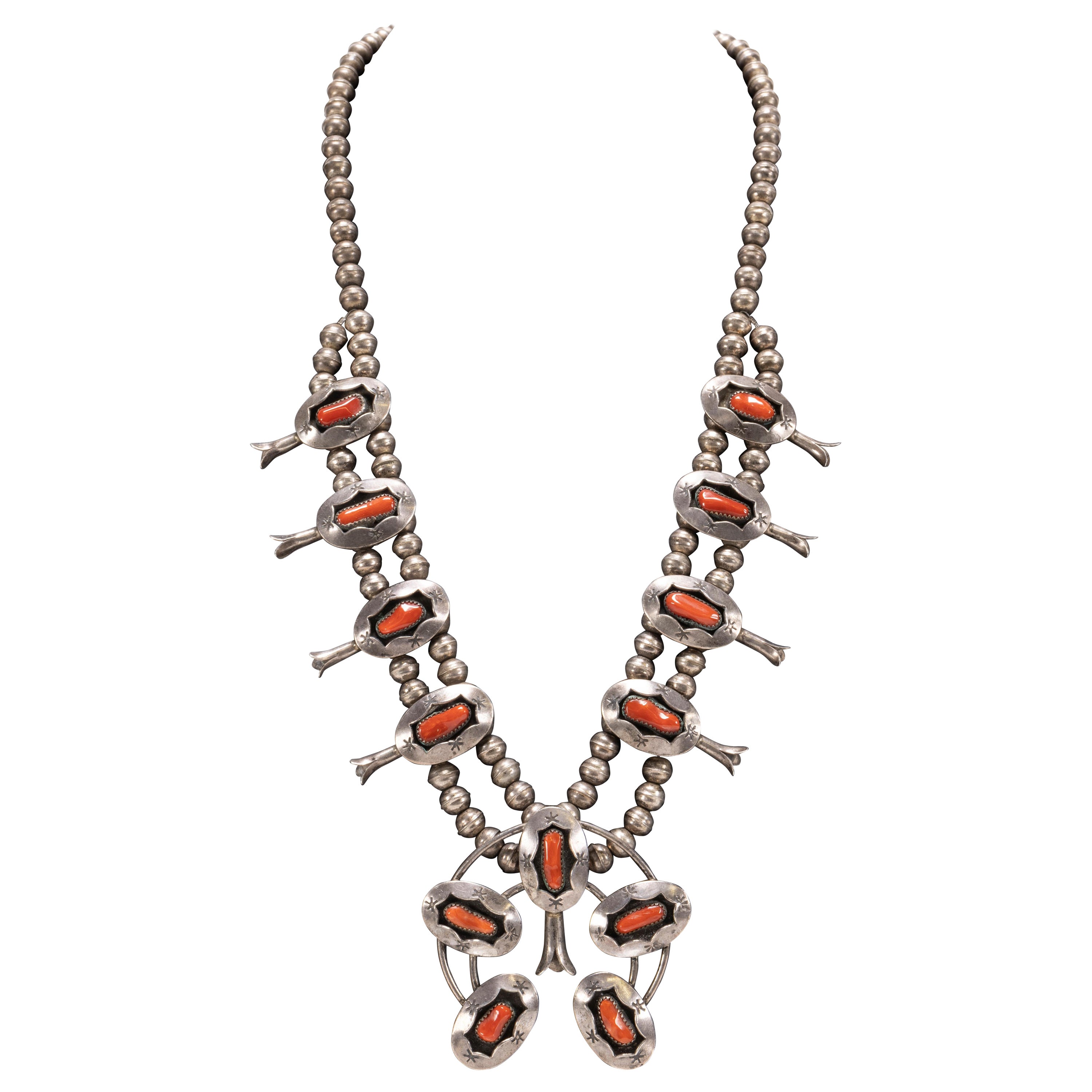 Collier amérindien en corail et fleurs de courge