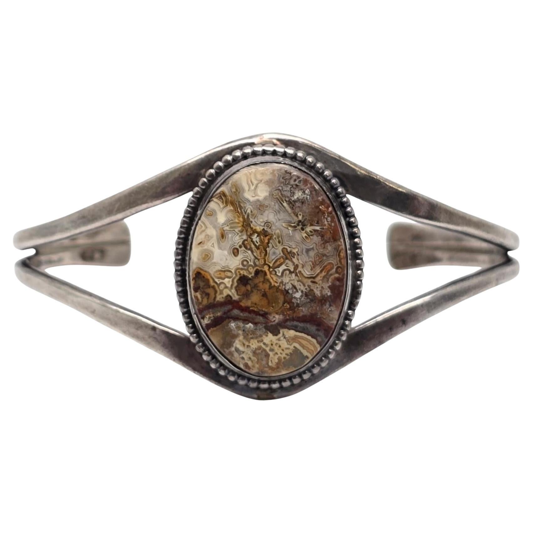 Brazalete de ágata de encaje de plata de ley Floyd Namingha Lomakuyvaya 19108 en venta