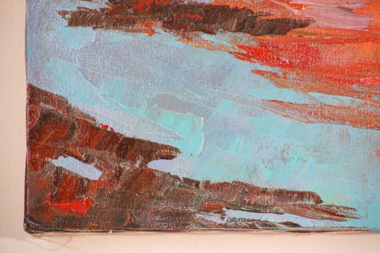 Cacciatore nativo americano con il suo Mustang dipinto a olio su tela di latta. 
Pittura a olio contemporanea originale su tela tesa su Wood... 
Firmato sull'angolo destro. 
( illisibile).

