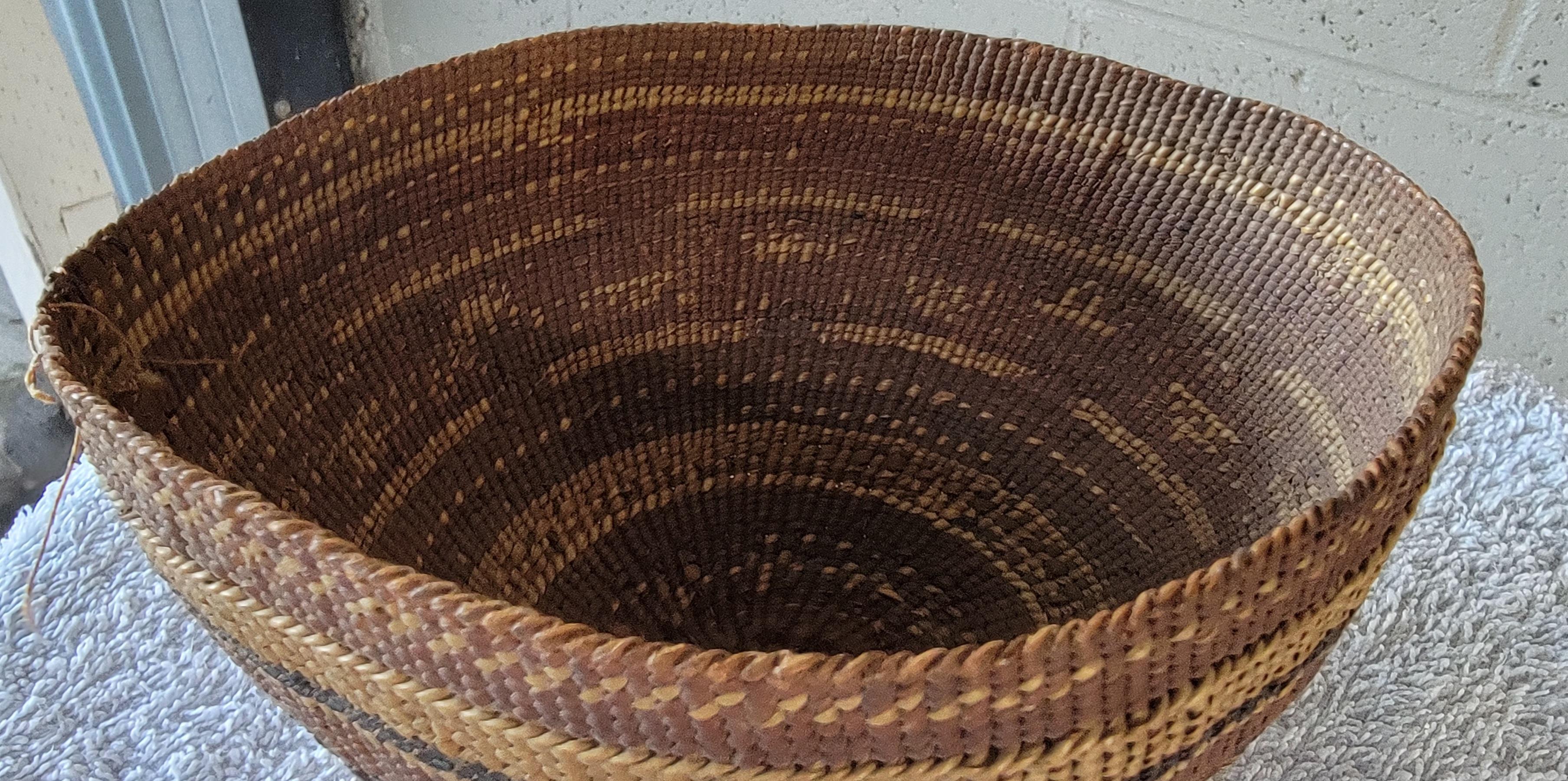 Willow Native American Hupa Hat Basket Circa. 1900