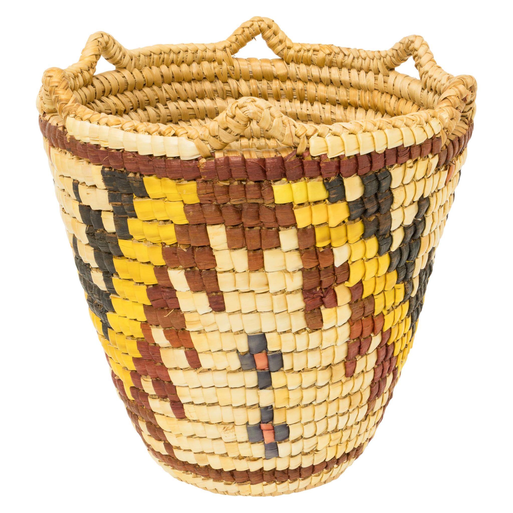 Native American Imbricated Klickitat Basket nativo estadounidense en venta