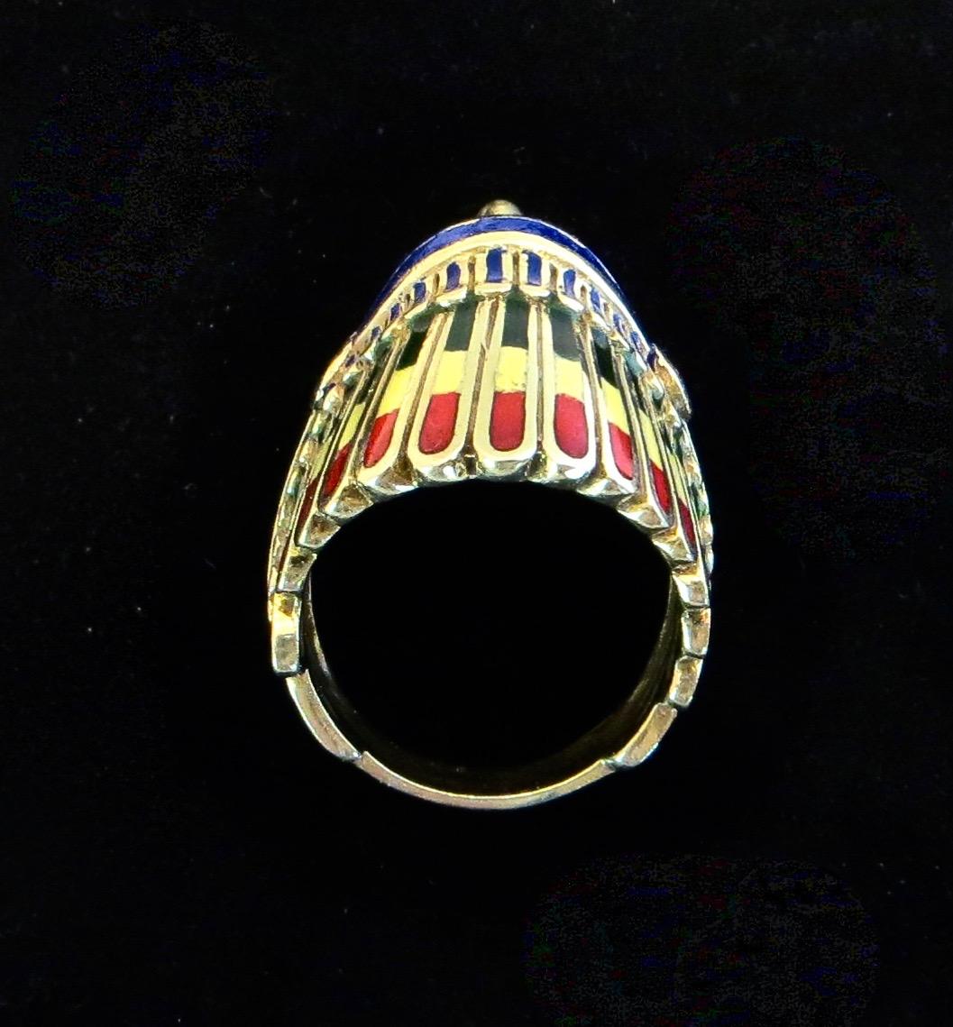 Native American Indian Chief Themed Gold Ring with Polychromed Features. C. 1955 In Good Condition For Sale In Incline Village, NV