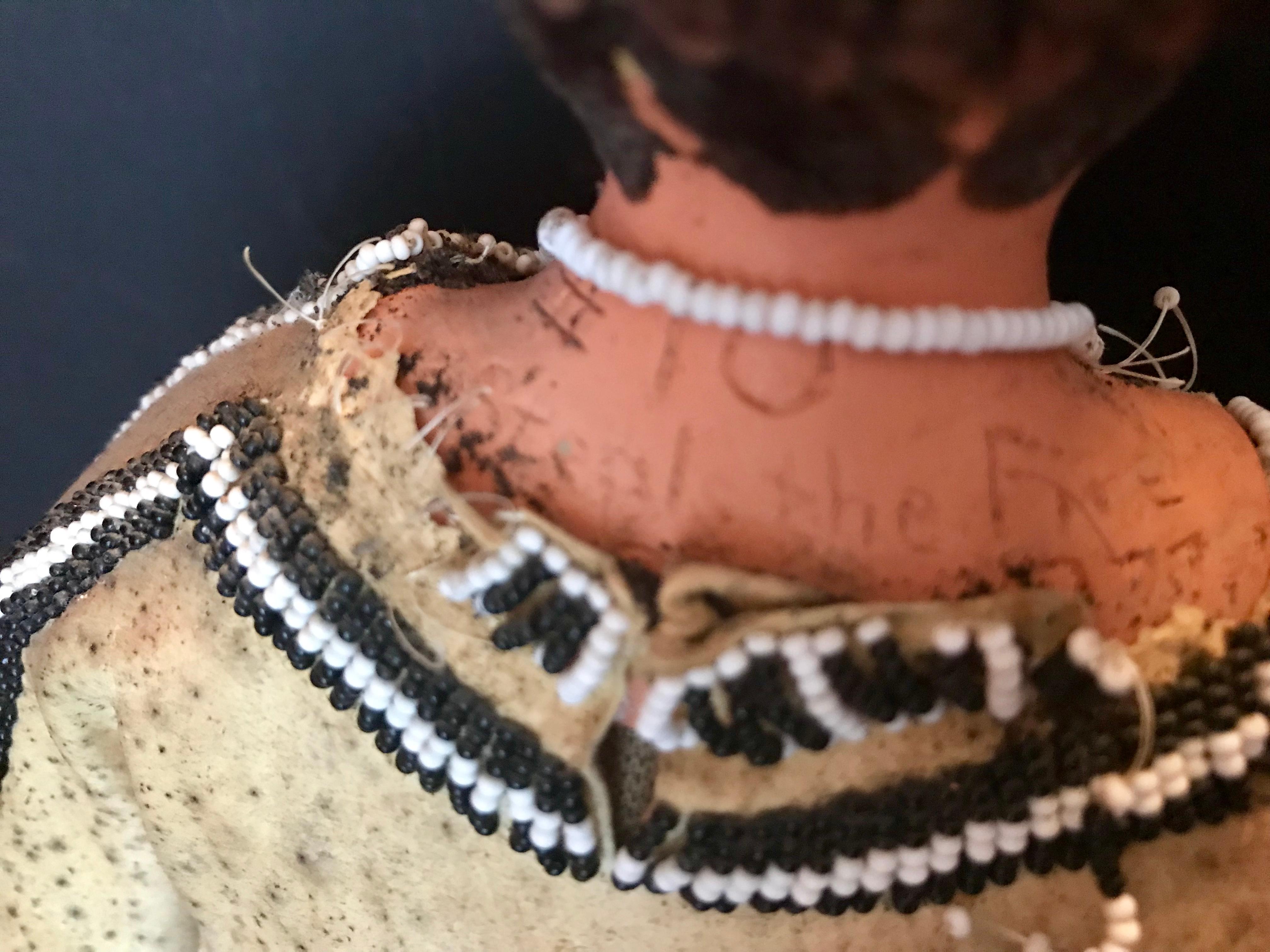 Robe de mariée indienne amérindienne avec poupée traditionnelle Sioux Cherokee du Lakota 3