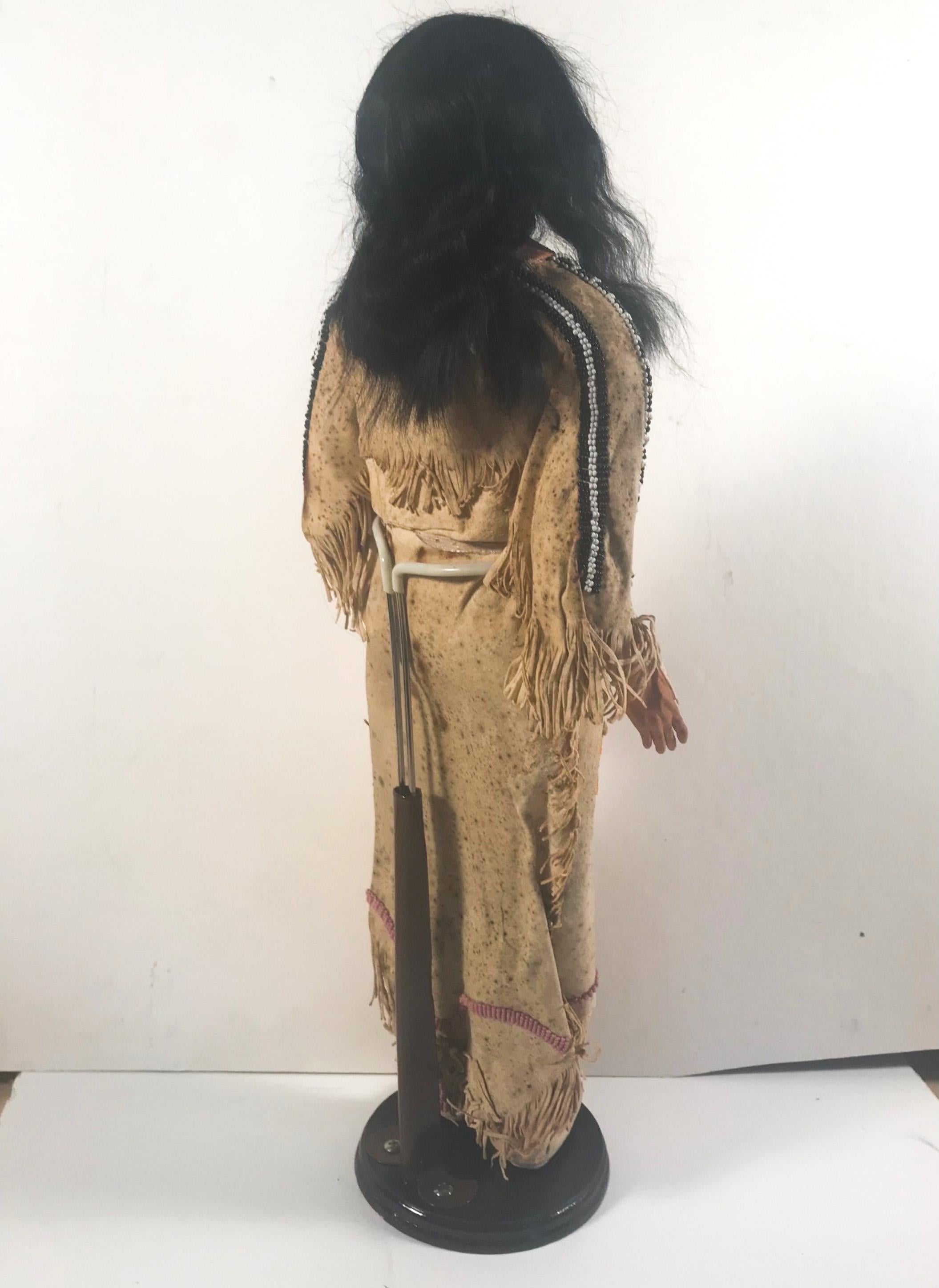 Native American Indian Doll with Traditional Lakota Sioux Cherokee Wedding Dress In Fair Condition For Sale In Vero Beach, FL