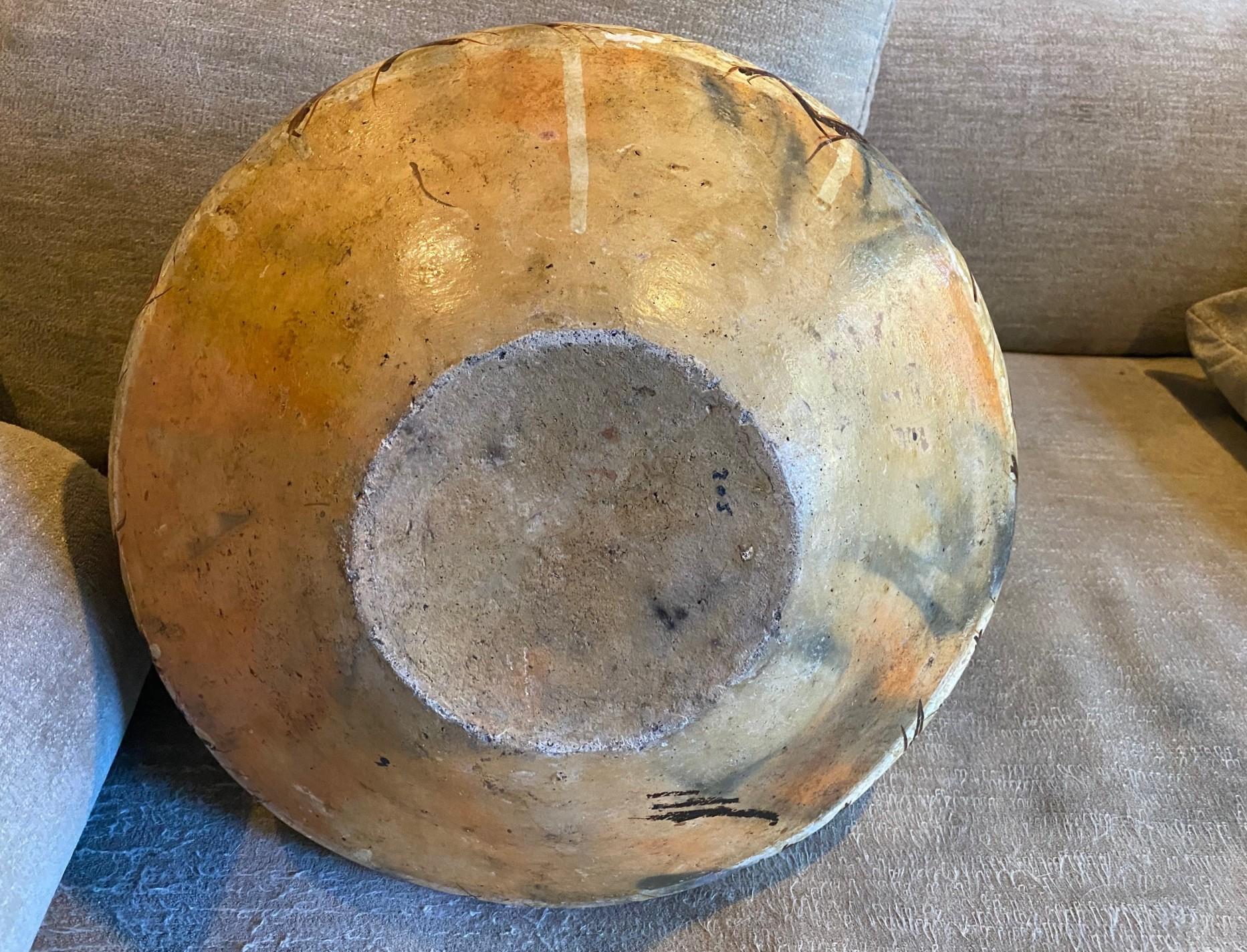 Native American Indian Large Shipibo-Conibo Peruvian Amazon Pottery Jar Vase For Sale 8