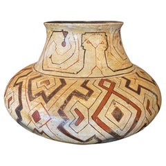 Native American Indian Large Shipibo-Conibo Peruvian Amazon Pottery Jar Vase