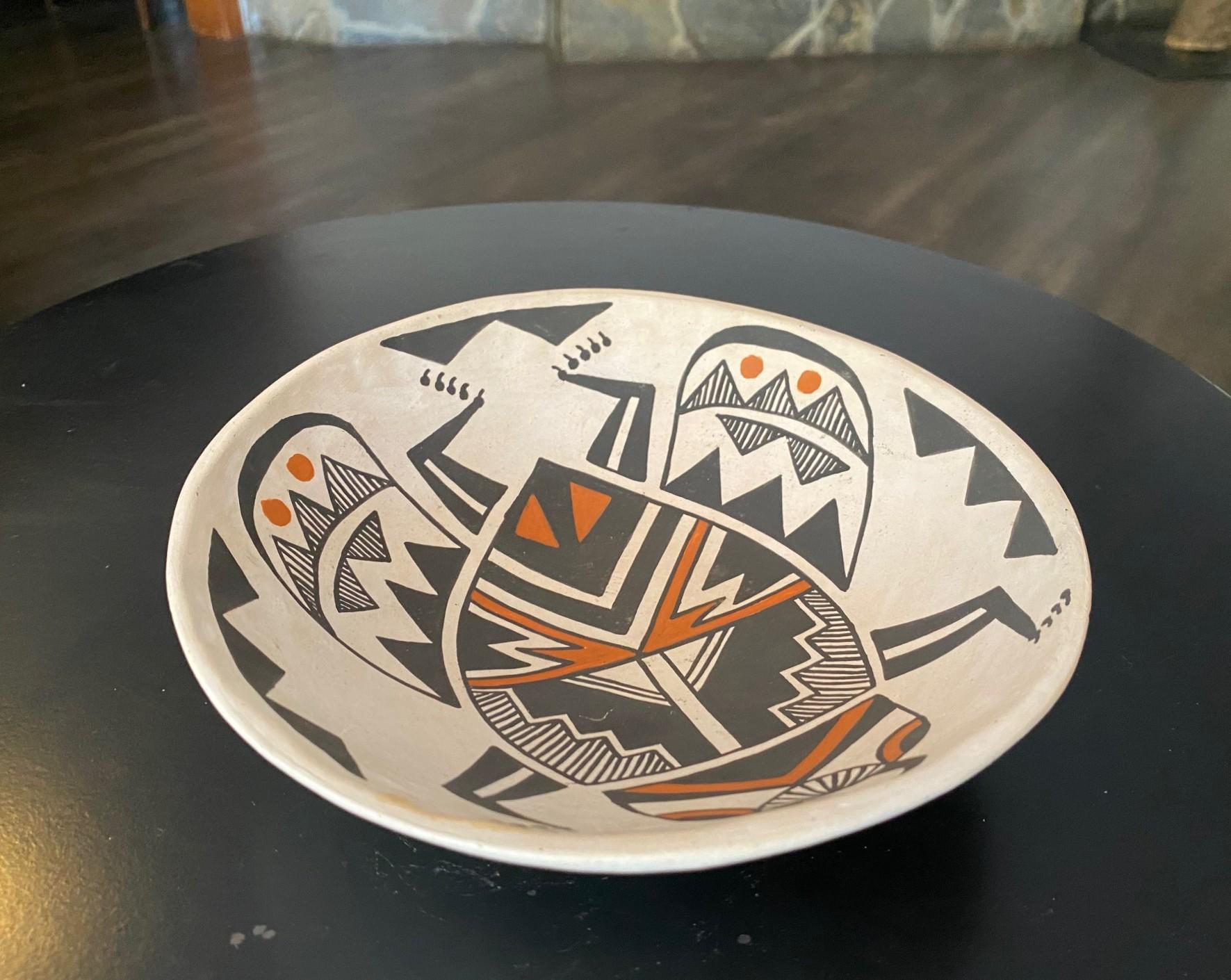 20th Century Native American Indian Signed Acoma Pueblo Southwest Pottery Beetle Bug Bowl For Sale
