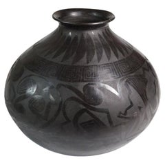 Grand vase amérindien vintage Mata Ortiz noir sur noir par Gloria Hernandez