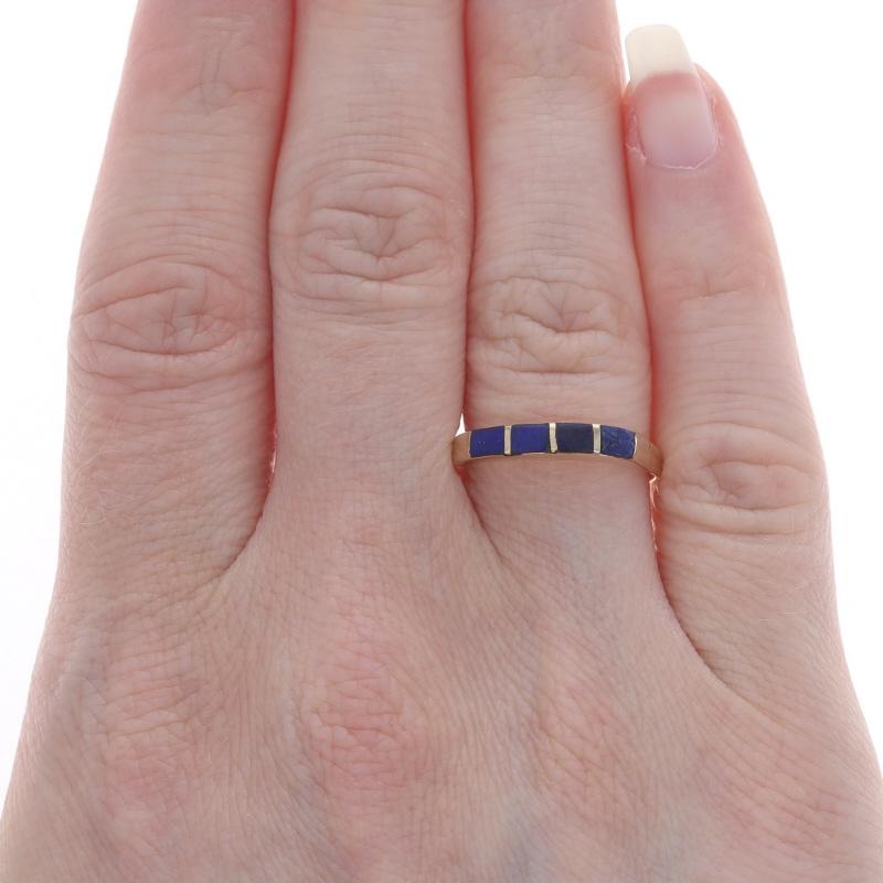 Quadrato Nativo americano Lavonne Lalio Zuni Lapis Band YellowGold 14k Stack Ring Sz 7 3/4 in vendita