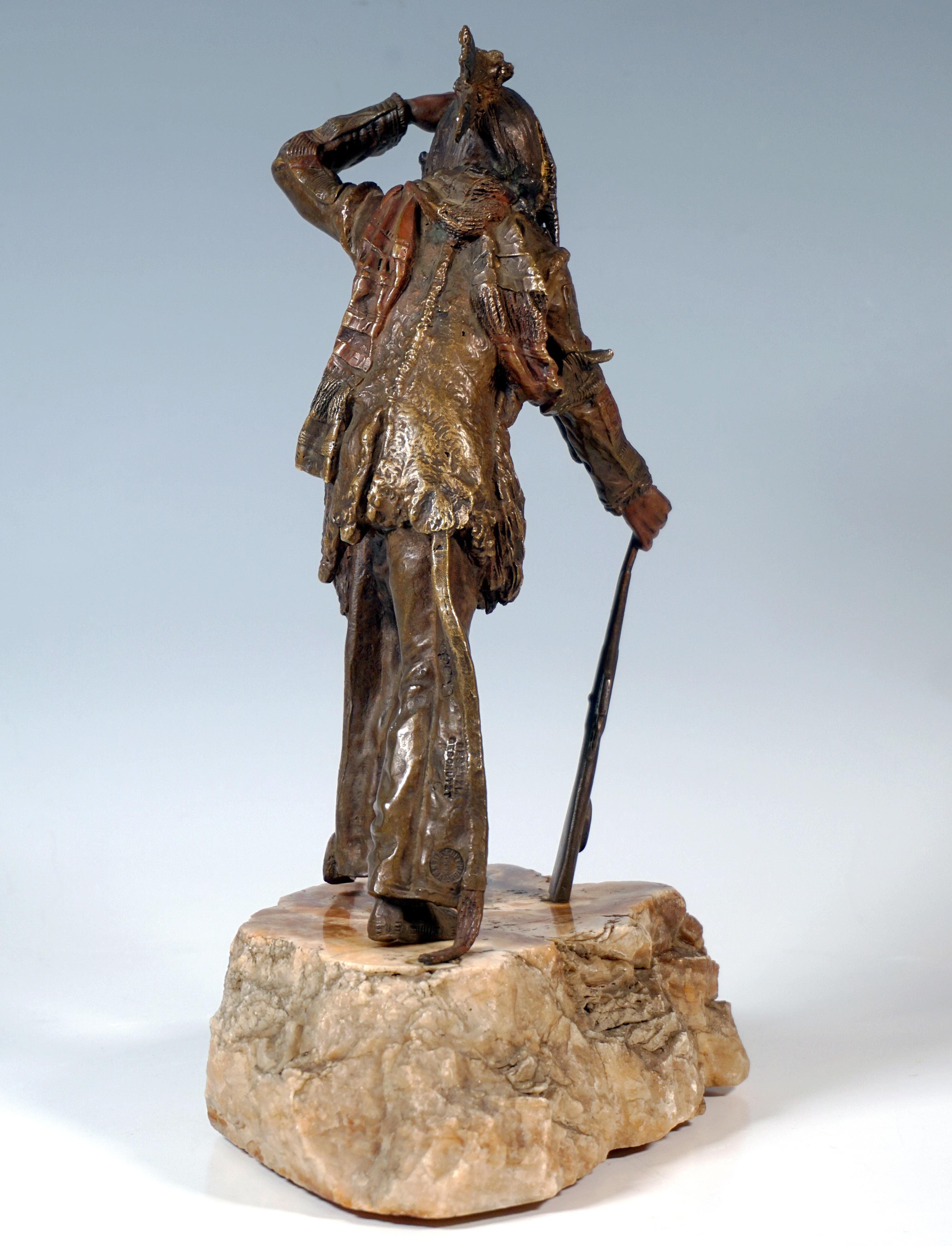 In die Ferne blickender Indianer, Wiener Bronze von Carl Kauba, CIRCA 1920 (Sonstiges) im Angebot