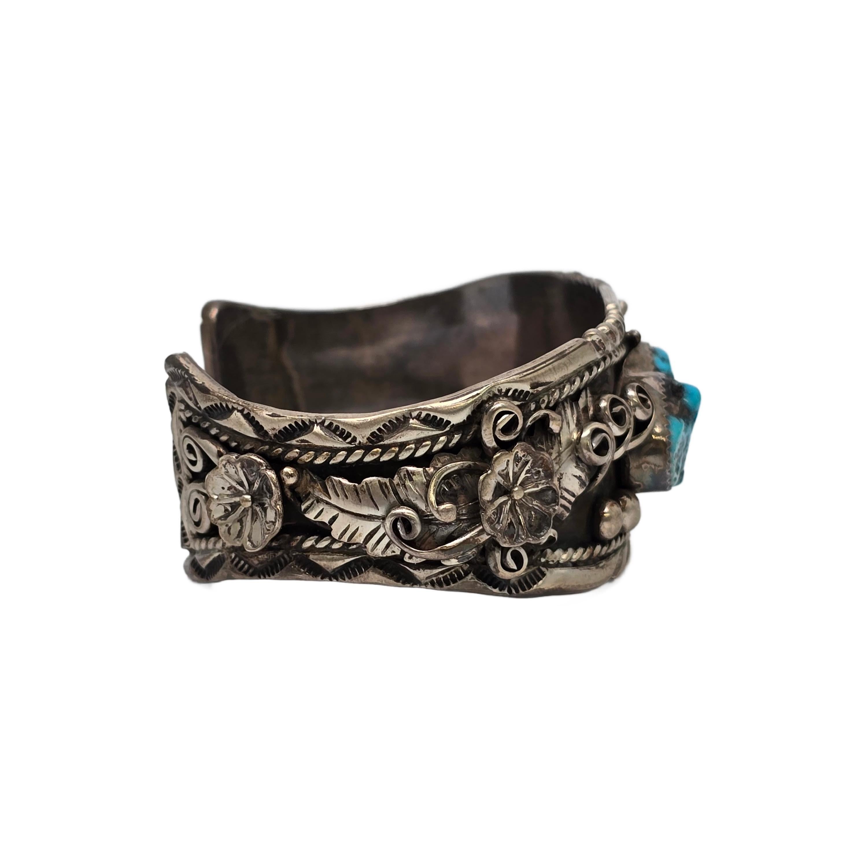 Native American Lutricia Yellowhair Sterling Silver Turquoise Bracelet #19915 In Good Condition For Sale In Washington Depot, CT