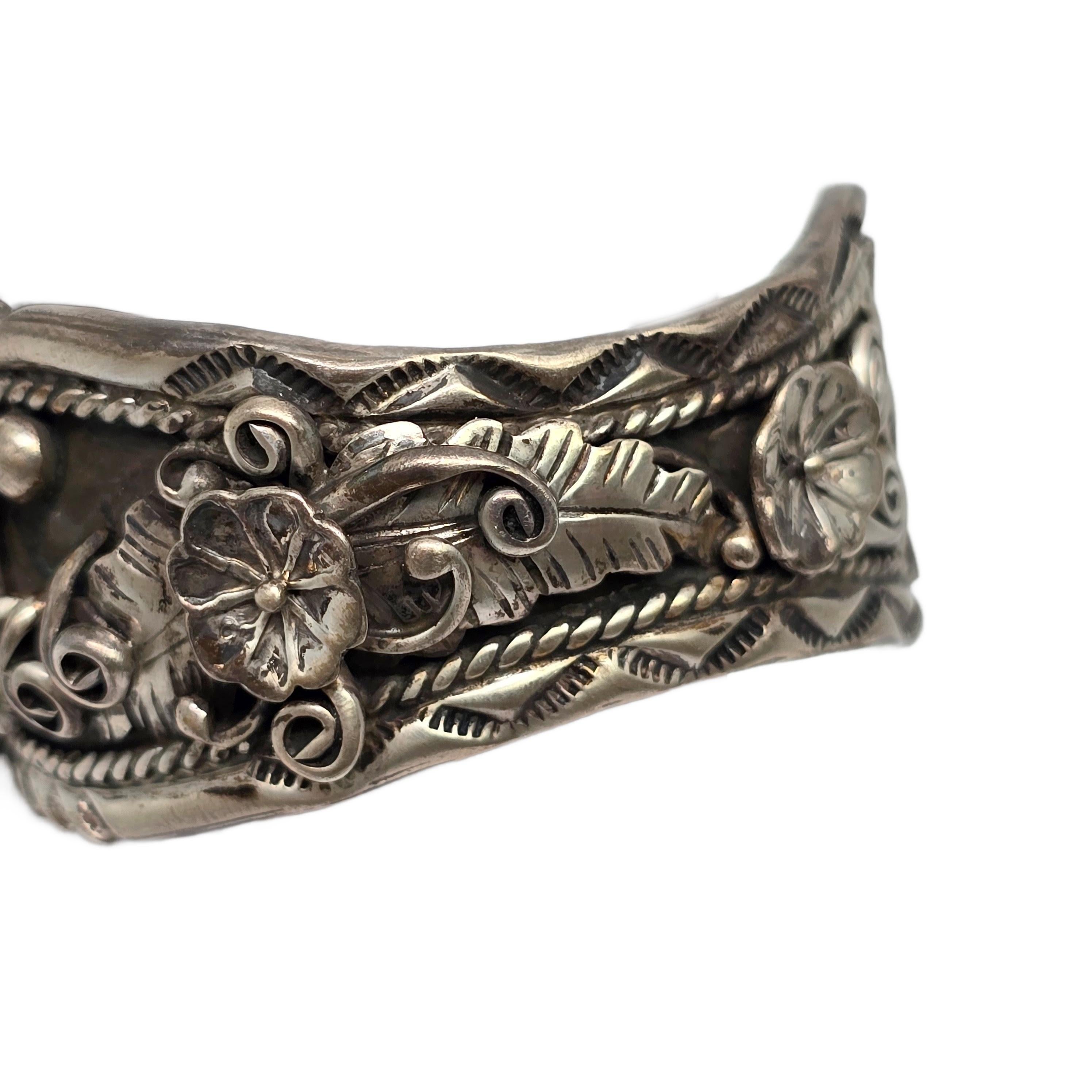 Native American Lutricia Yellowhair Sterling Silver Turquoise Bracelet #19915 For Sale 2