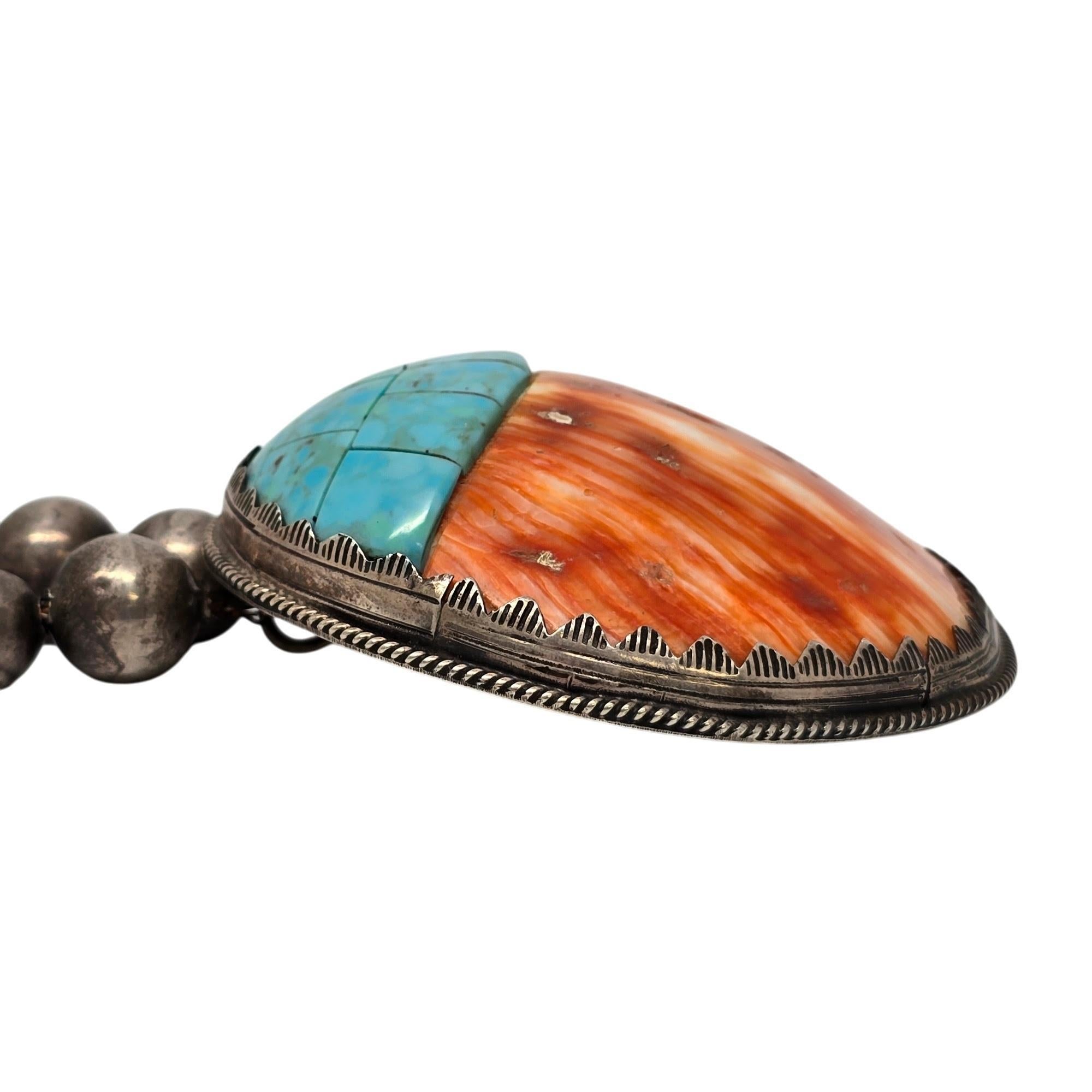 Native American M Begay Sterling Silver Spiny Oyster Necklace #20842 In Good Condition For Sale In Washington Depot, CT